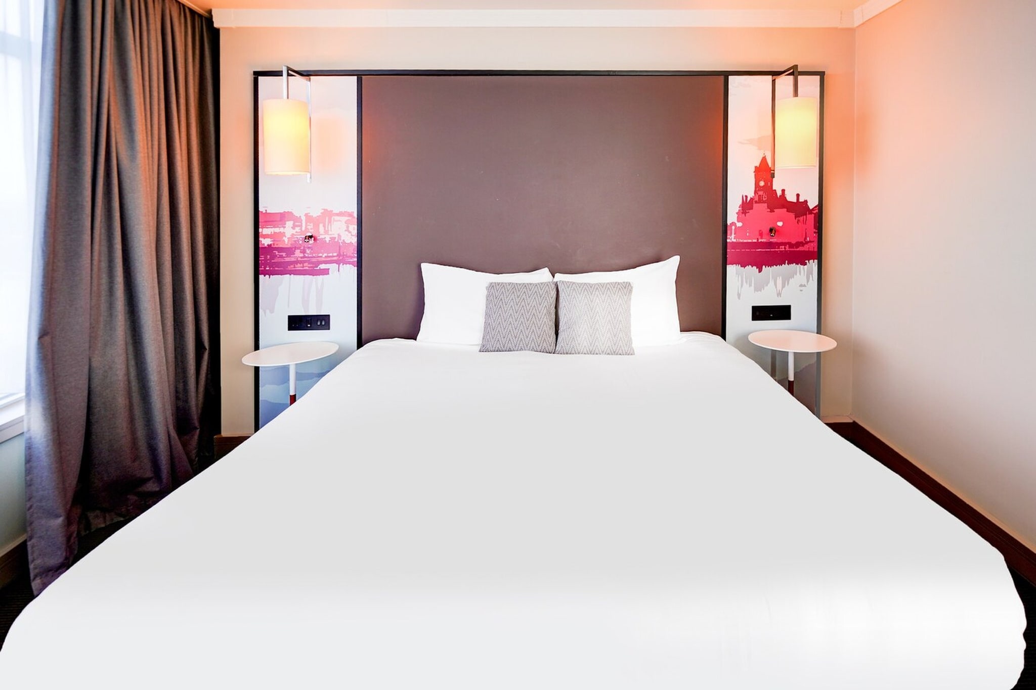 Privilege Room with Panoramic Views across the city - Slaapkamer