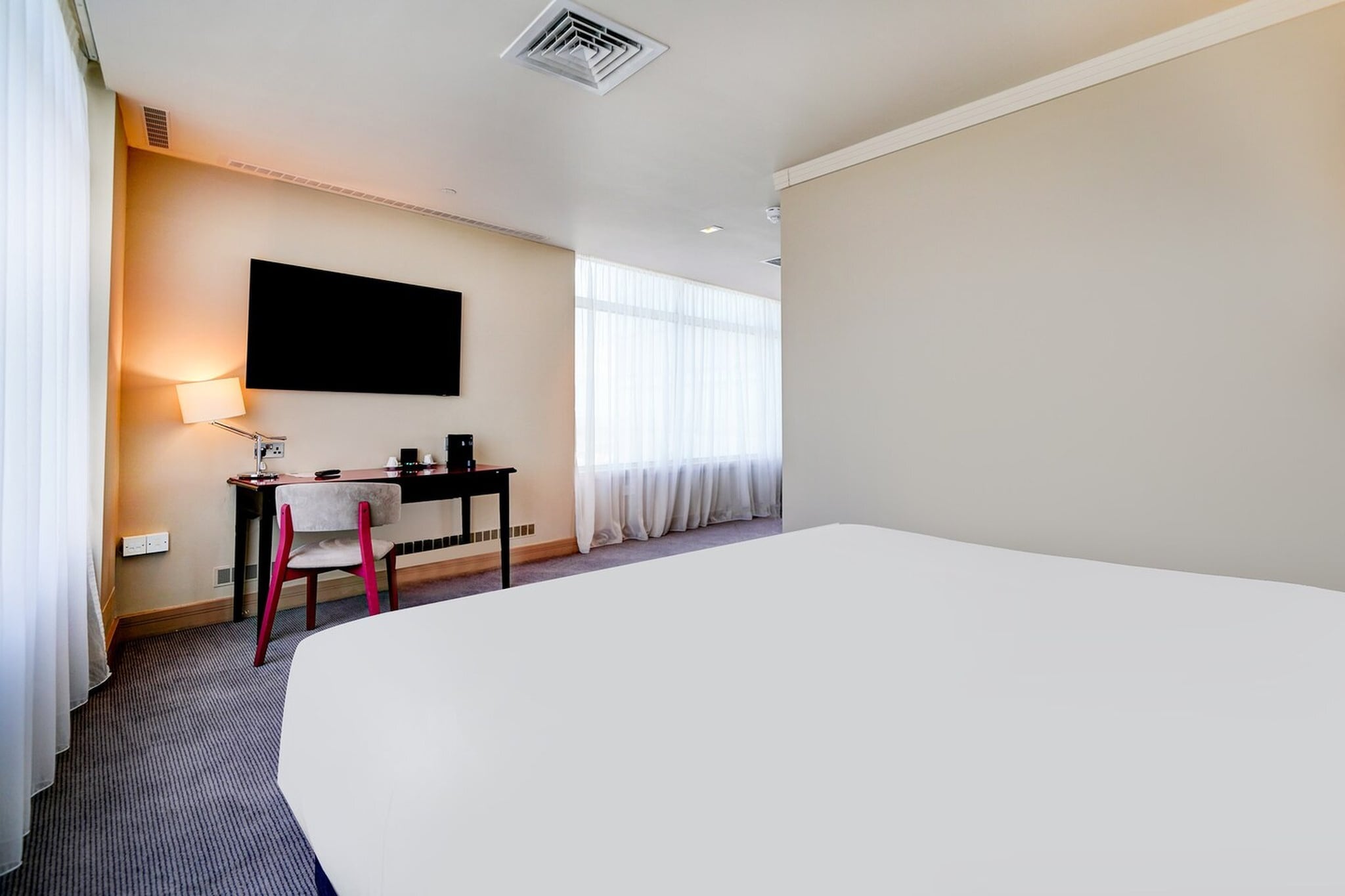 Privilege Room with Panoramic Views across the city - Slaapkamer