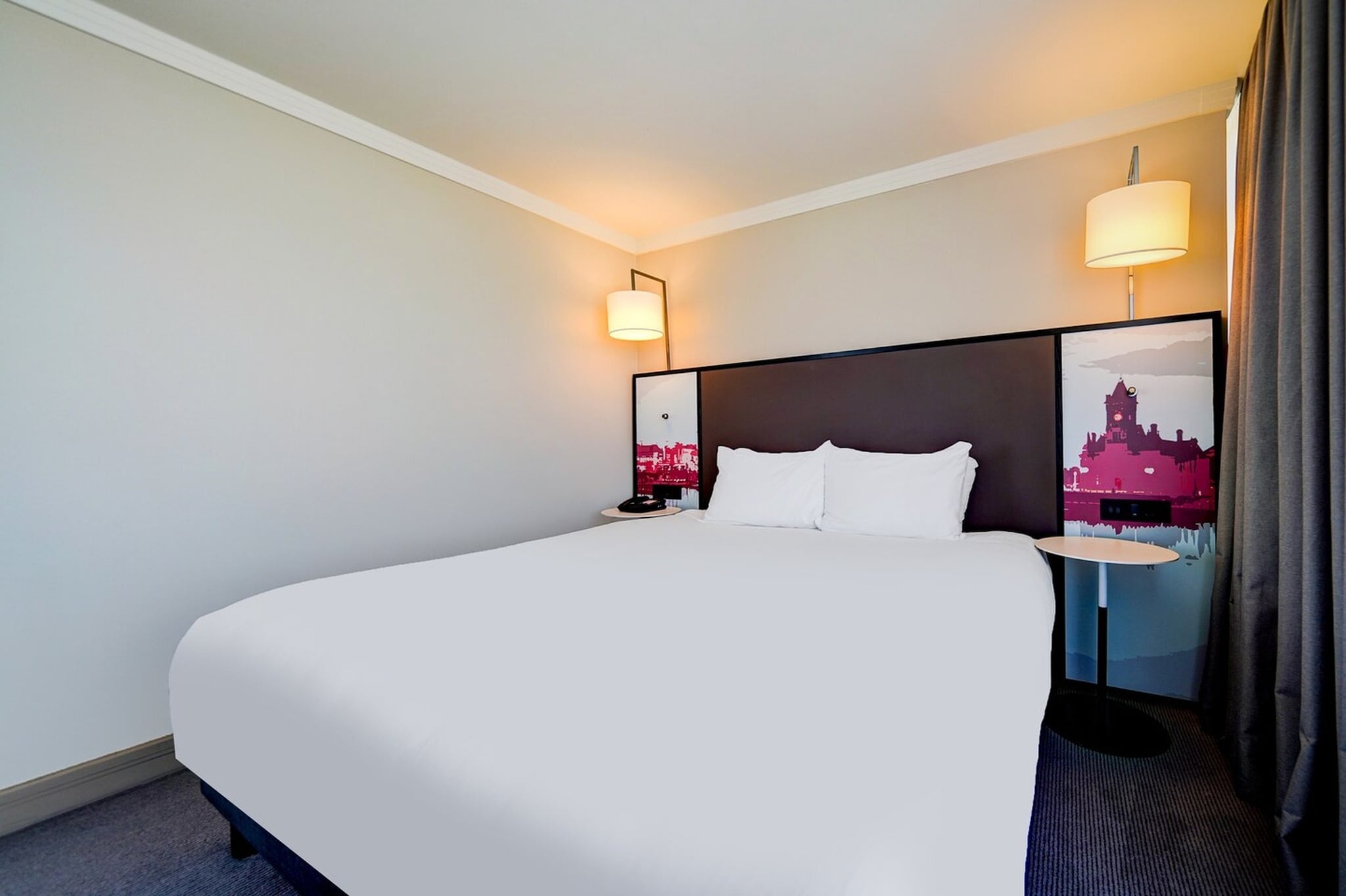 Privilege Room with Panoramic Views across the city - Slaapkamer