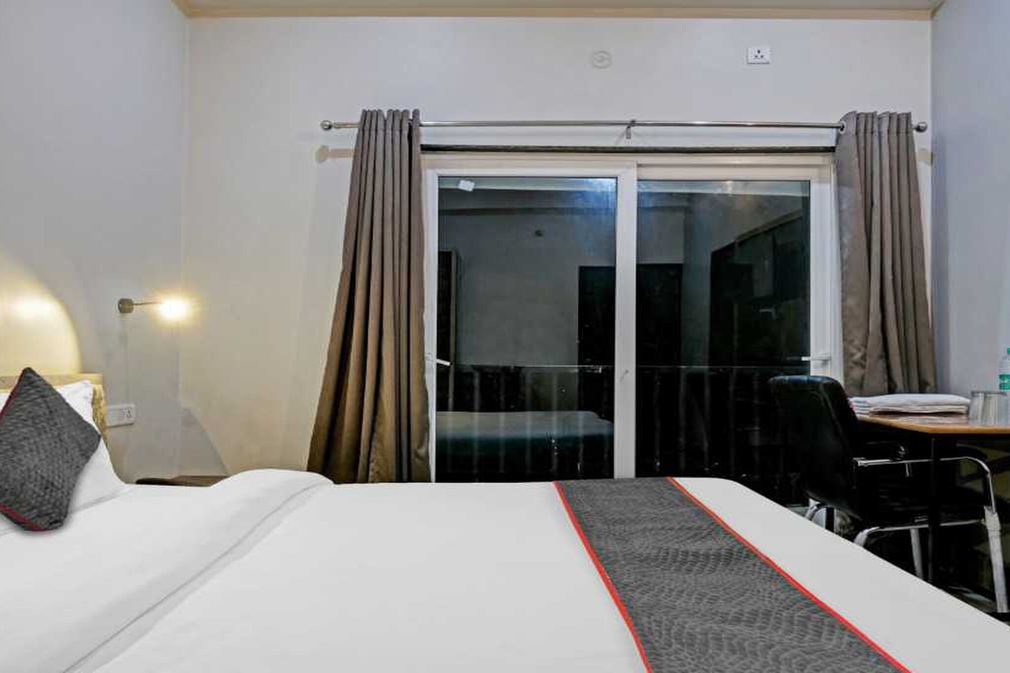 Unmarried couples are warmly welcome at this property.
Guests with local ID proof are warmly welcome.
Complimentary early check-in – Subject to availability. 
Check-in is only available to guests aged 18 and above. Please provide a government-issued ID to confirm your age.