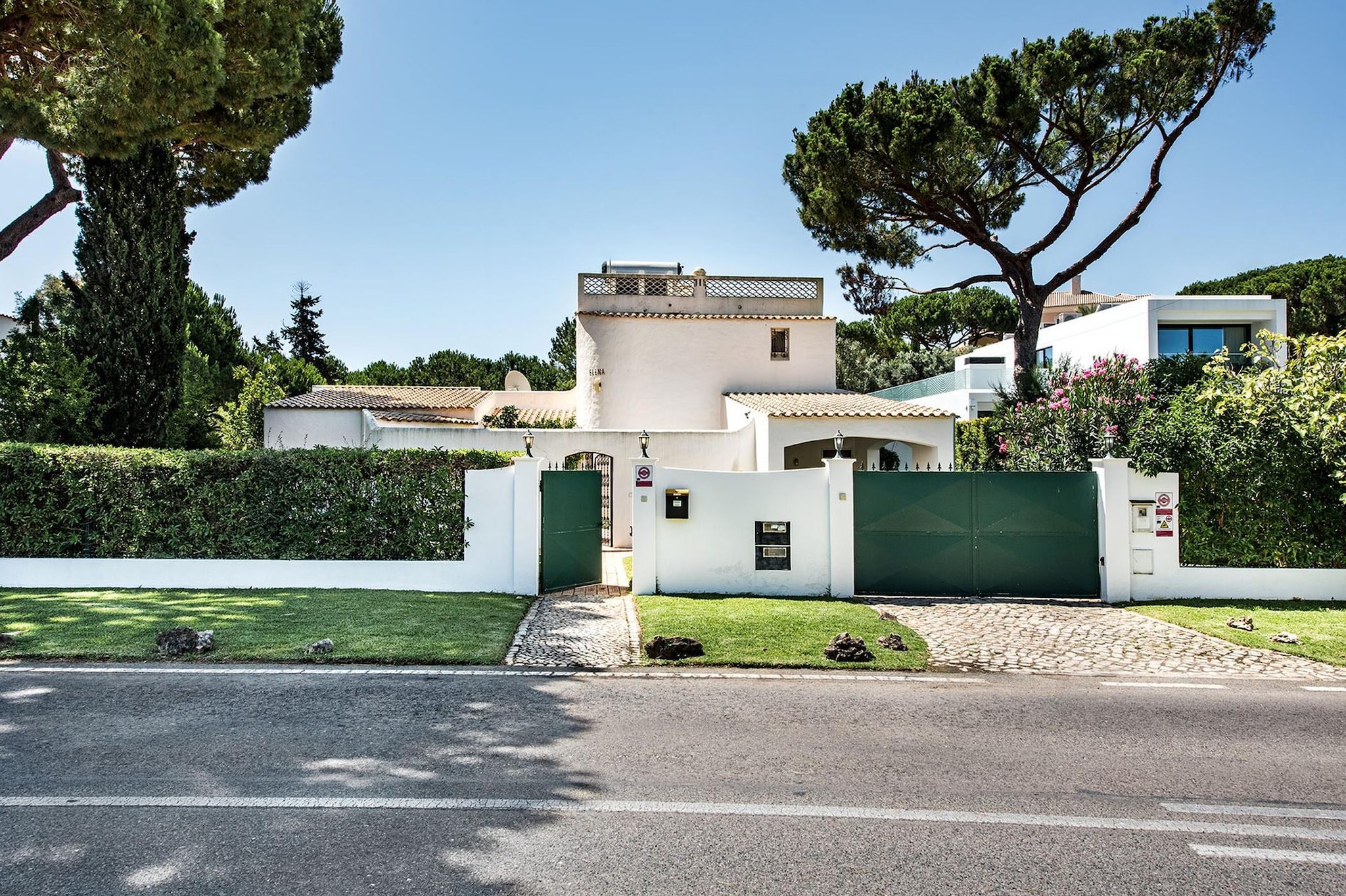 Villa Elena - Buitenkant zomer