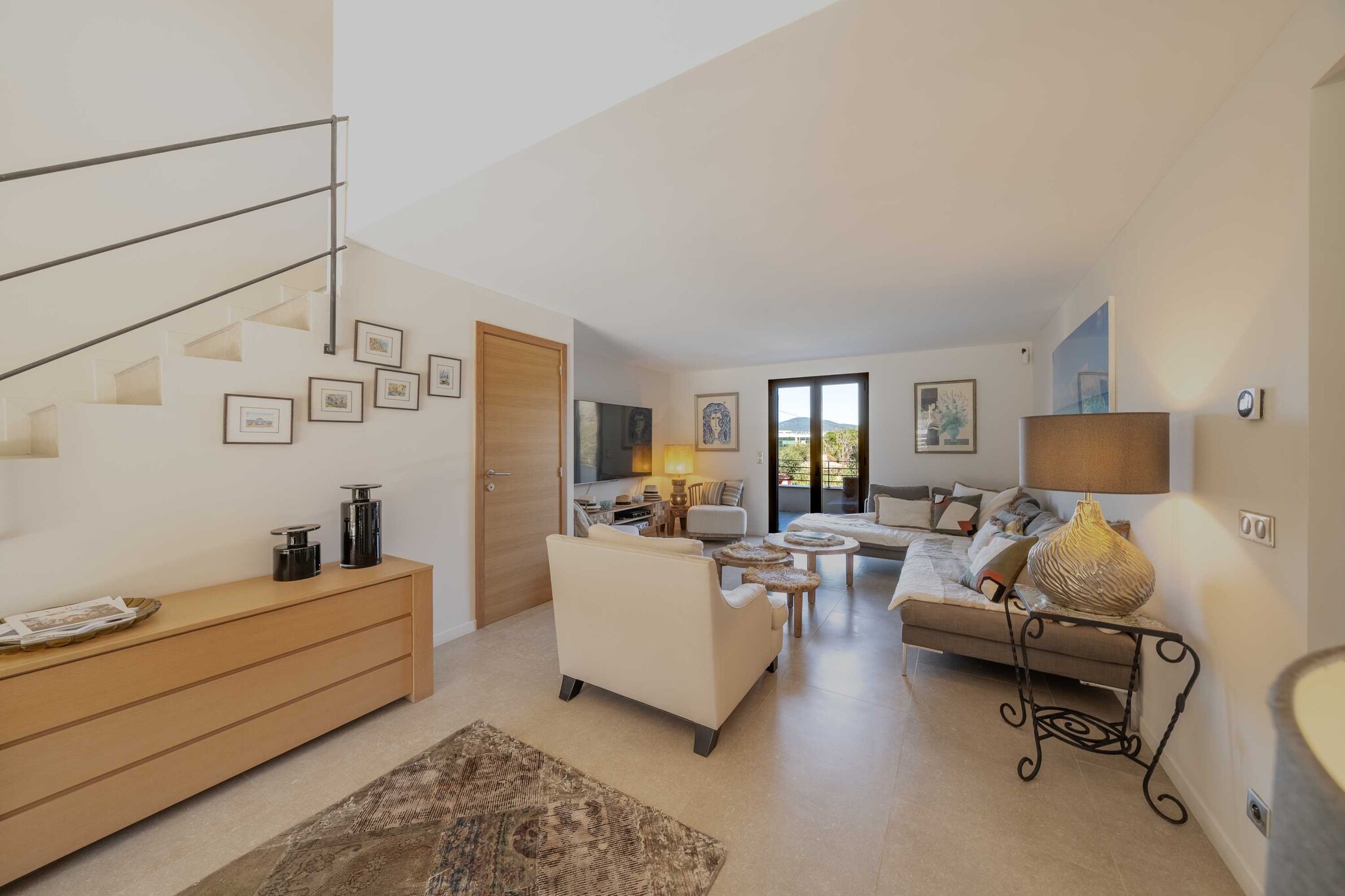 A/C Villa - 8BDR/17P - Swimming pool