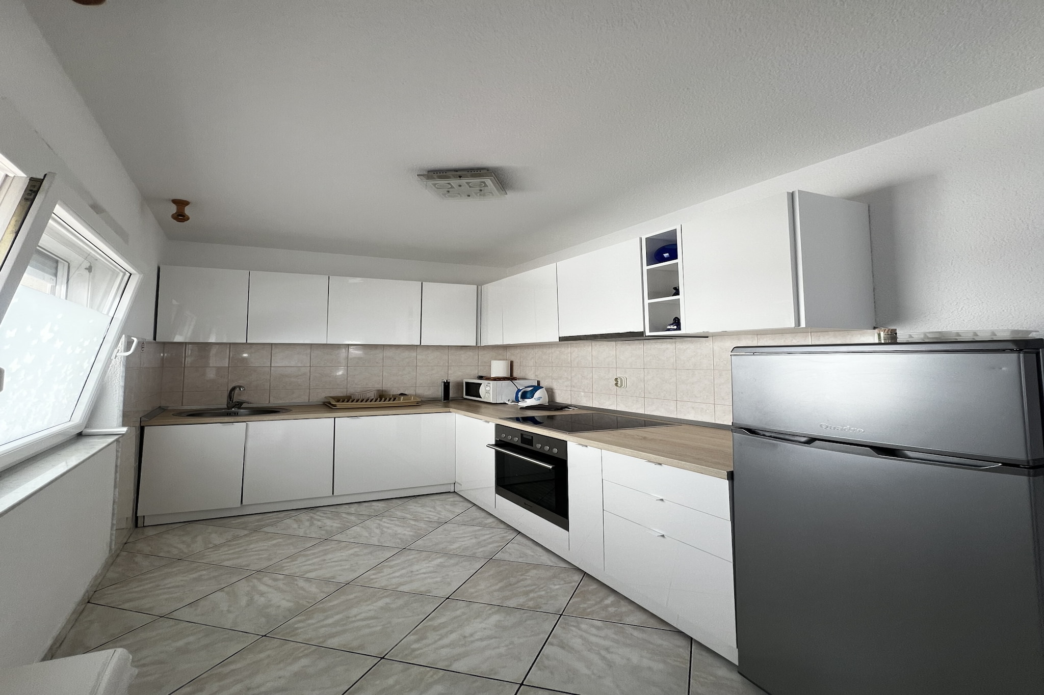 The apartment in Vir has 1 bedrooms and capacity for 5 persons. Accommodation of 75 m² cozy and is fully-equiped, located on beach, It has waterfront. The property is located 130 m rock beach, 350 m the restaurant, 350 m coffee shop, 850 m supermarket, 9 km city, 25 km hospital, 36 km international airport, 36 km airport and it is located in a a family-friendly zone and next to the sea. The accommodation is equipped with the following items: terrace, barbecue, iron, internet (Wi-Fi), hair dryer, balcony, electric heating, air-conditioned, open-air parking in the same building, TV, satellite tv. The open plan kitchen, electric, is equipped with refrigerator, microwave, oven, freezer, dishes/cutlery, kitchen utensils, coffee machine, toaster and kettle.
