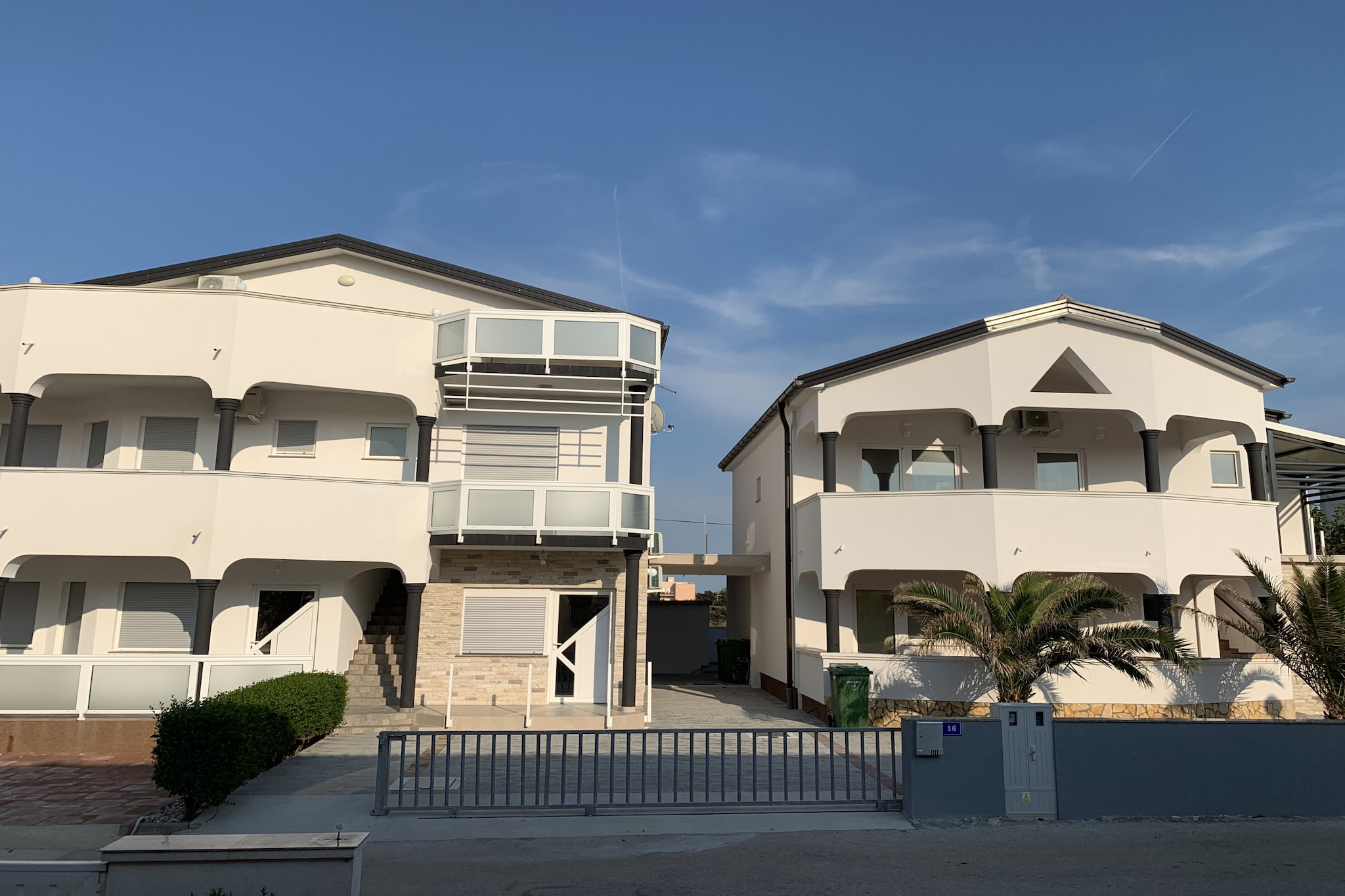 The apartment in Vir has 1 bedrooms and capacity for 4 persons. Accommodation of 47 m² nice and is fully-equiped, located on beach, It has waterfront. The property is located 130 m rock beach, 350 m the restaurant, 350 m coffee shop, 850 m supermarket, 9 km city, 25 km hospital, 36 km international airport, 36 km airport and it is located in a a family-friendly zone and next to the sea. The accommodation is equipped with the following items: outdoor furniture, terrace, barbecue, iron, internet (Wi-Fi), hair dryer, electric heating, air-conditioned, open-air parking in the same building, TV, satellite tv. The open plan kitchen, electric, is equipped with refrigerator, microwave, freezer, dishes/cutlery, kitchen utensils, coffee machine and toaster.