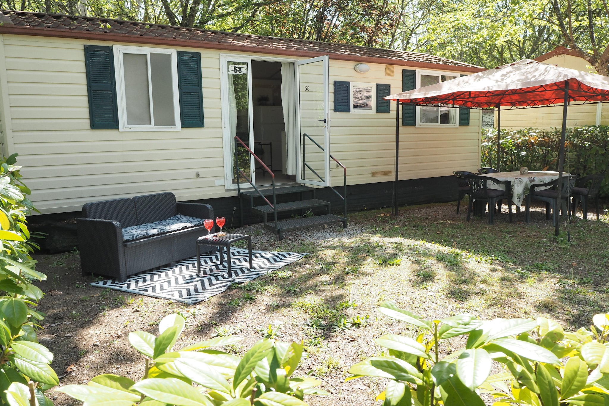 Camping Village La Chiocciola 5p1 - Buitenkant zomer
