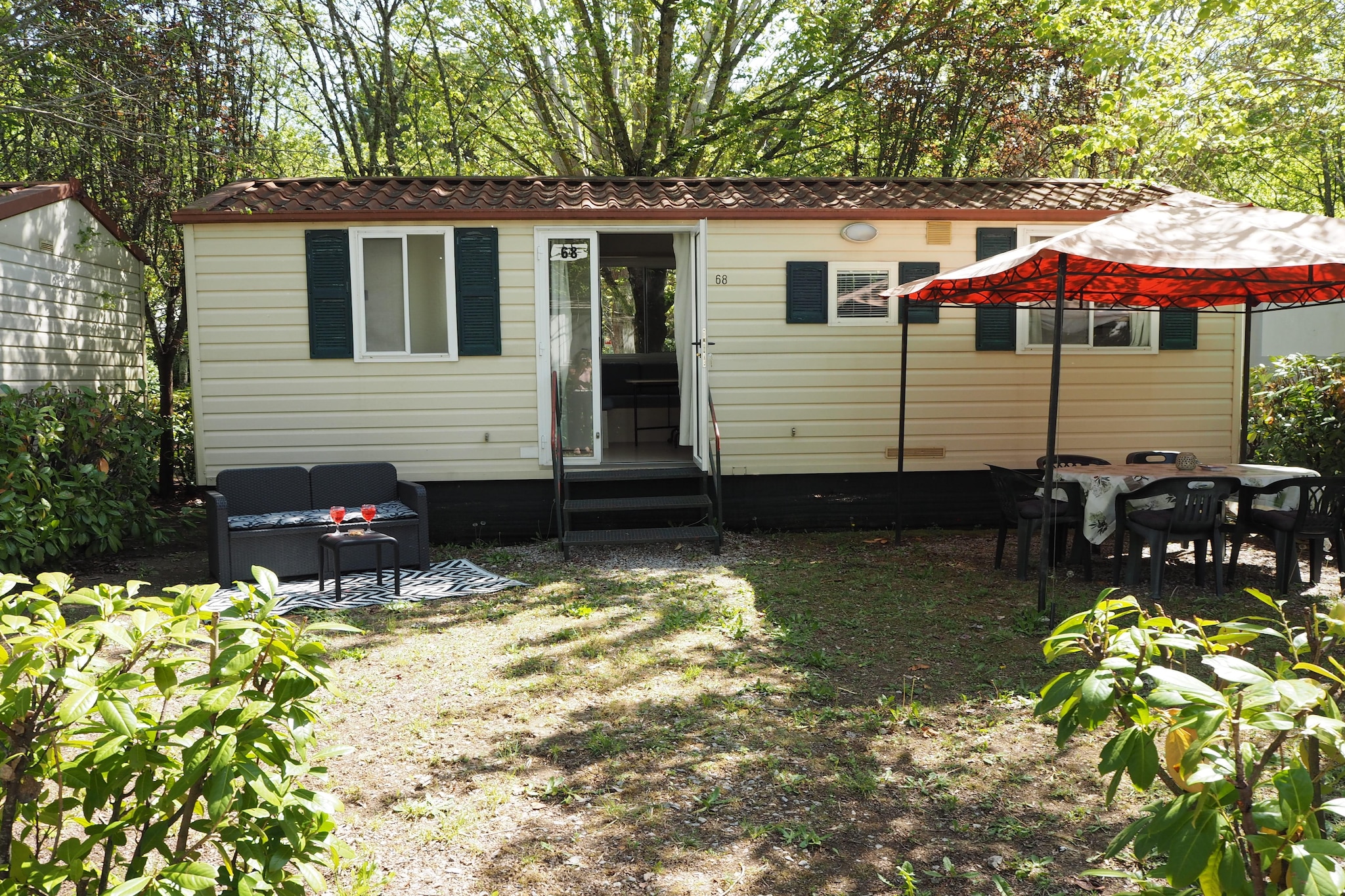 Camping Village La Chiocciola 5p1 - Buitenkant zomer