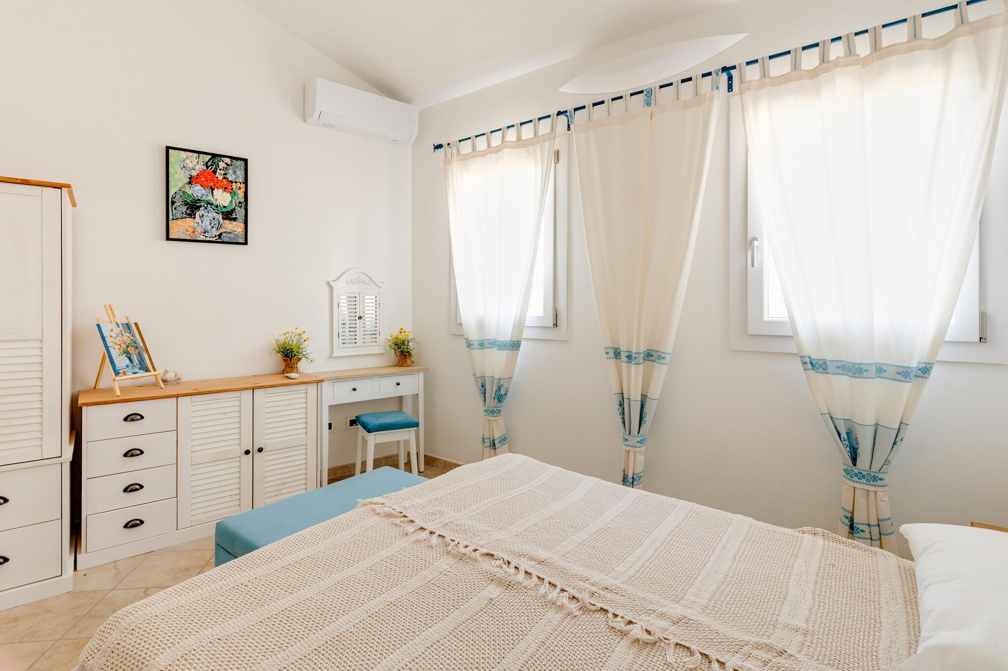Bed Room