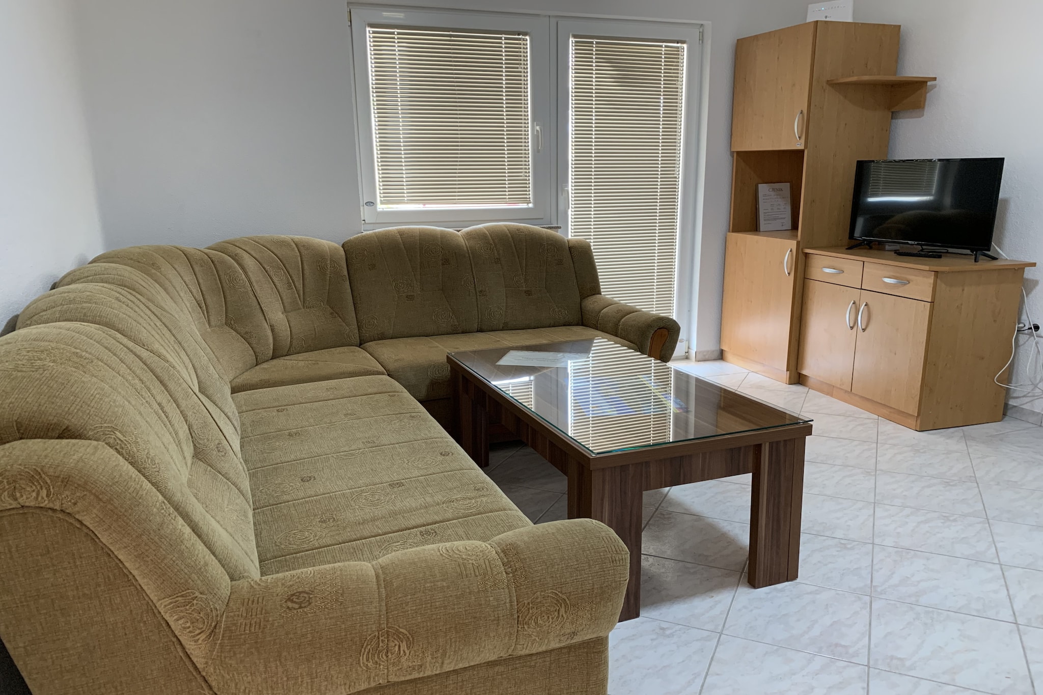 Apartment Vir 1