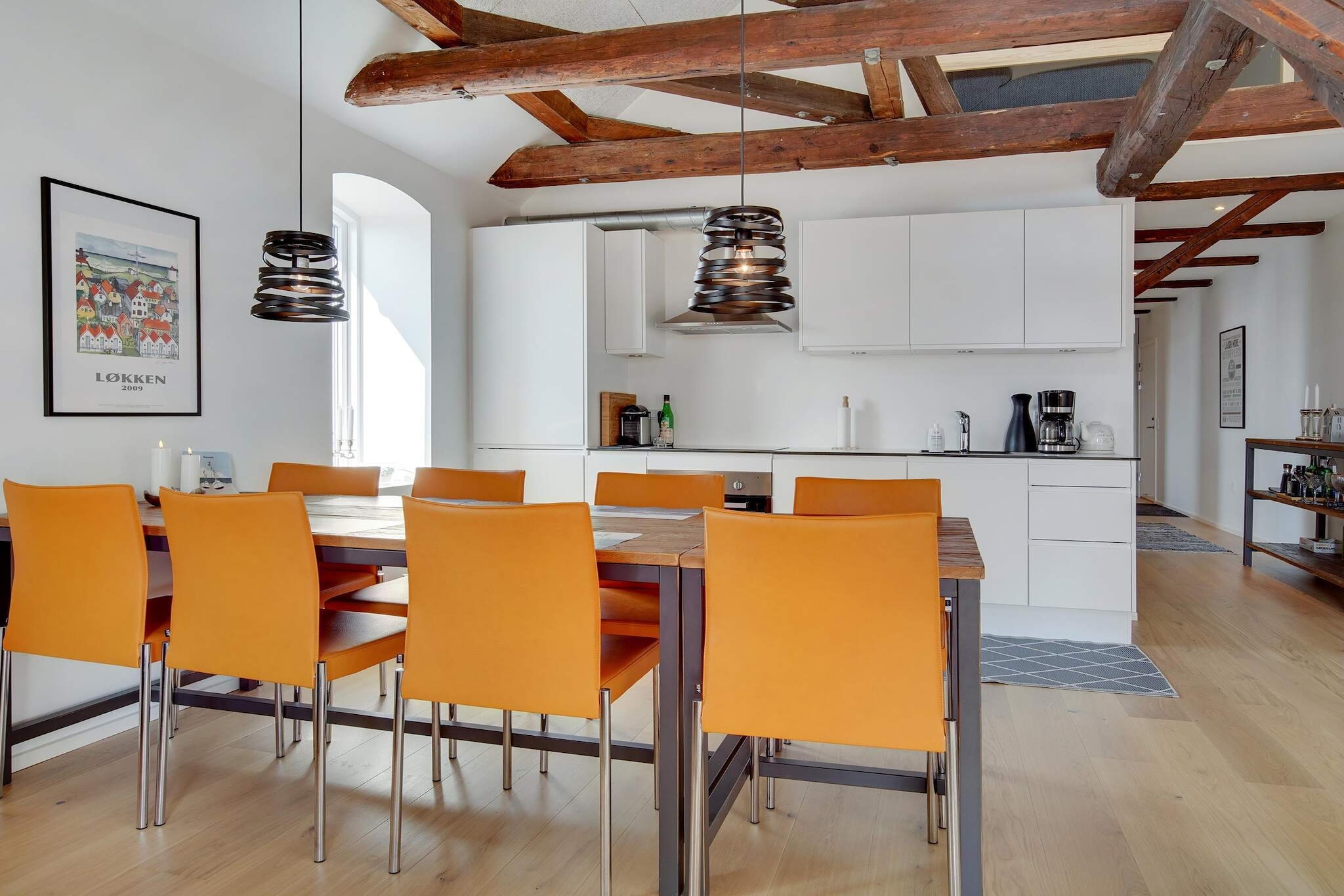 Two-Story Loft with Large Terrace