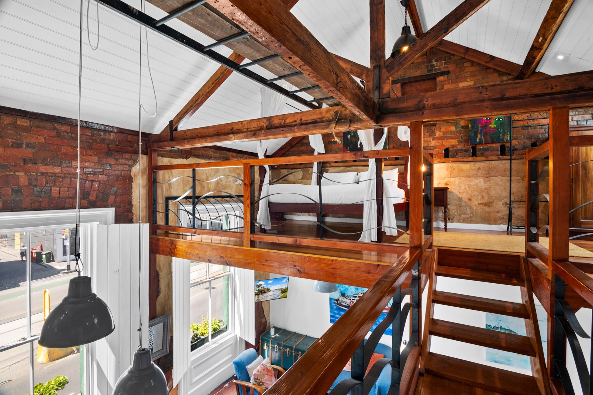 Vintage loft residence with Open-plan mezzanine's