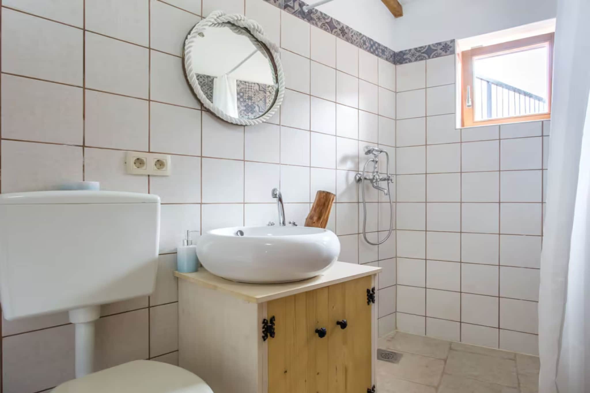 Villa Cima - ThreeBedRoom Villa with Pool - Badkamer