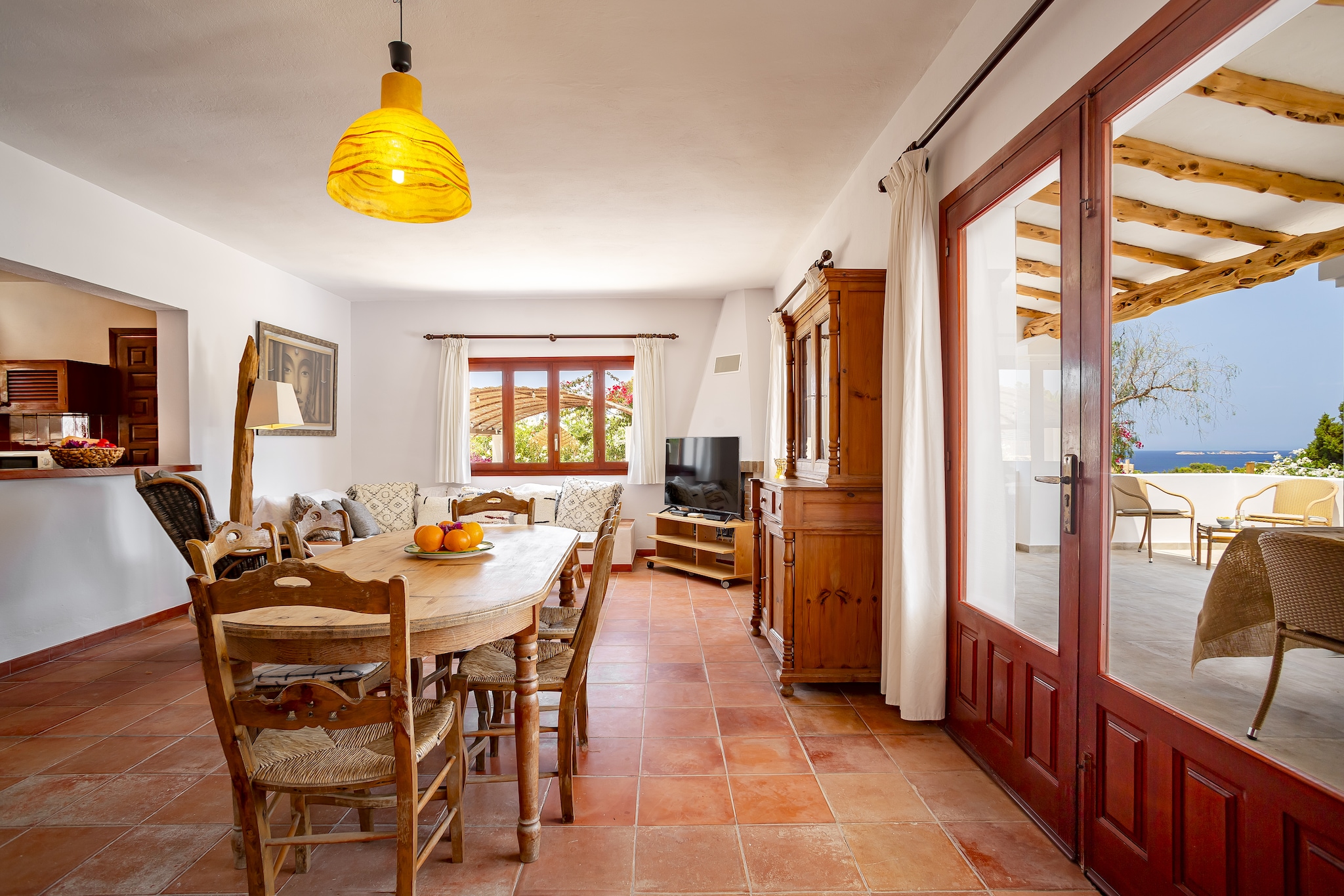 Can Jon - Dining room