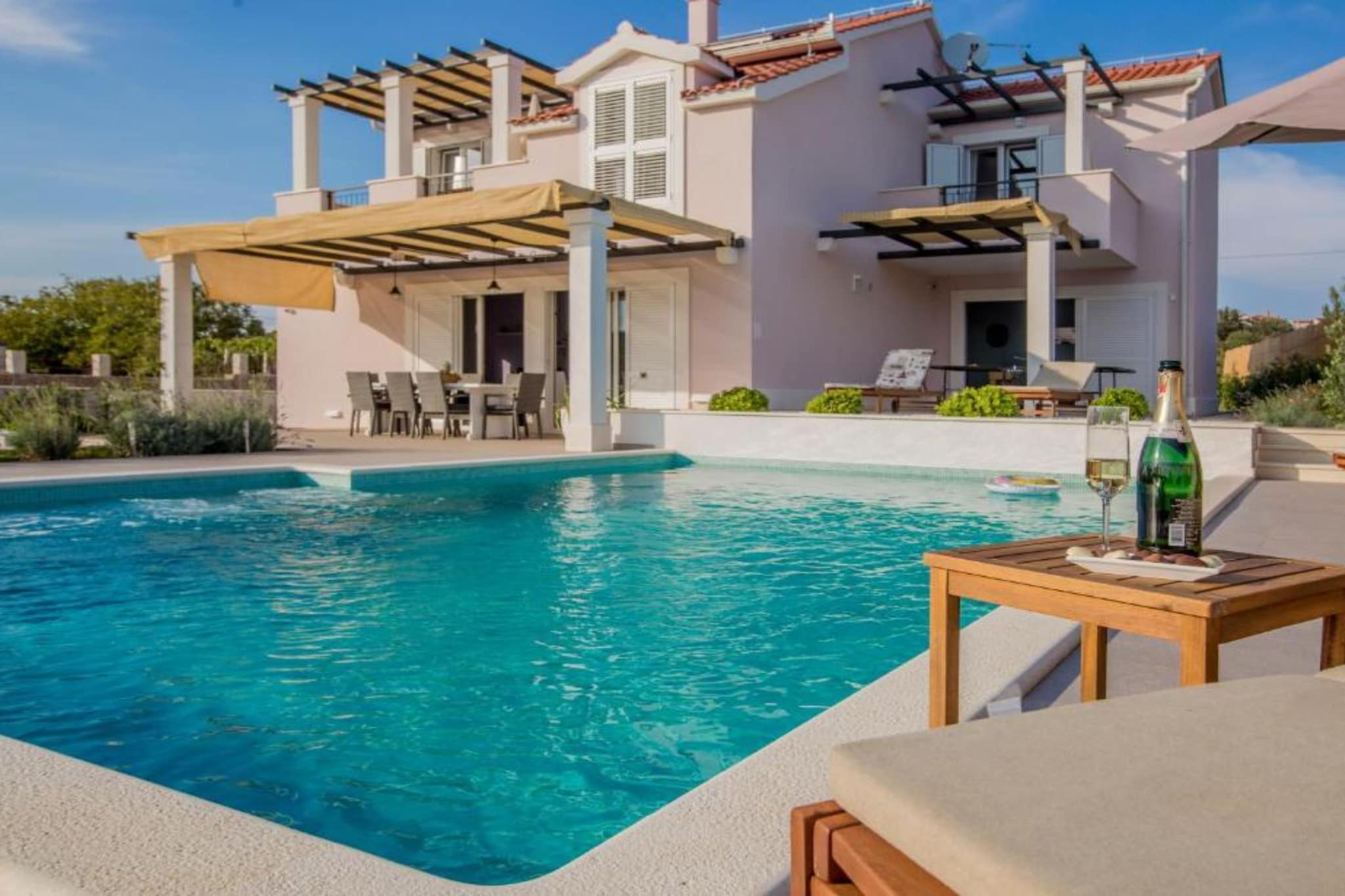 Adriatic Pearl - FourBedroom Villa with heated pool - Zwembad