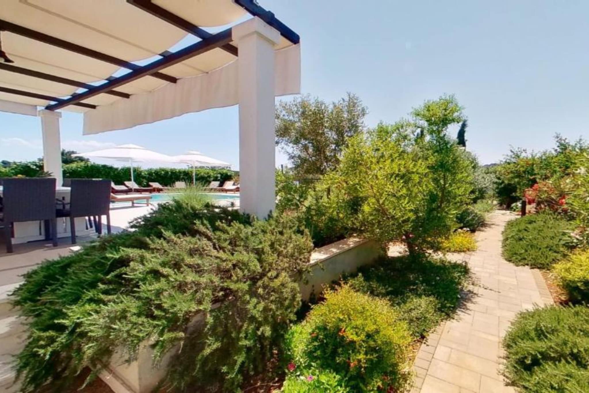 Adriatic Pearl - FourBedroom Villa with heated pool - Tuinen zomer