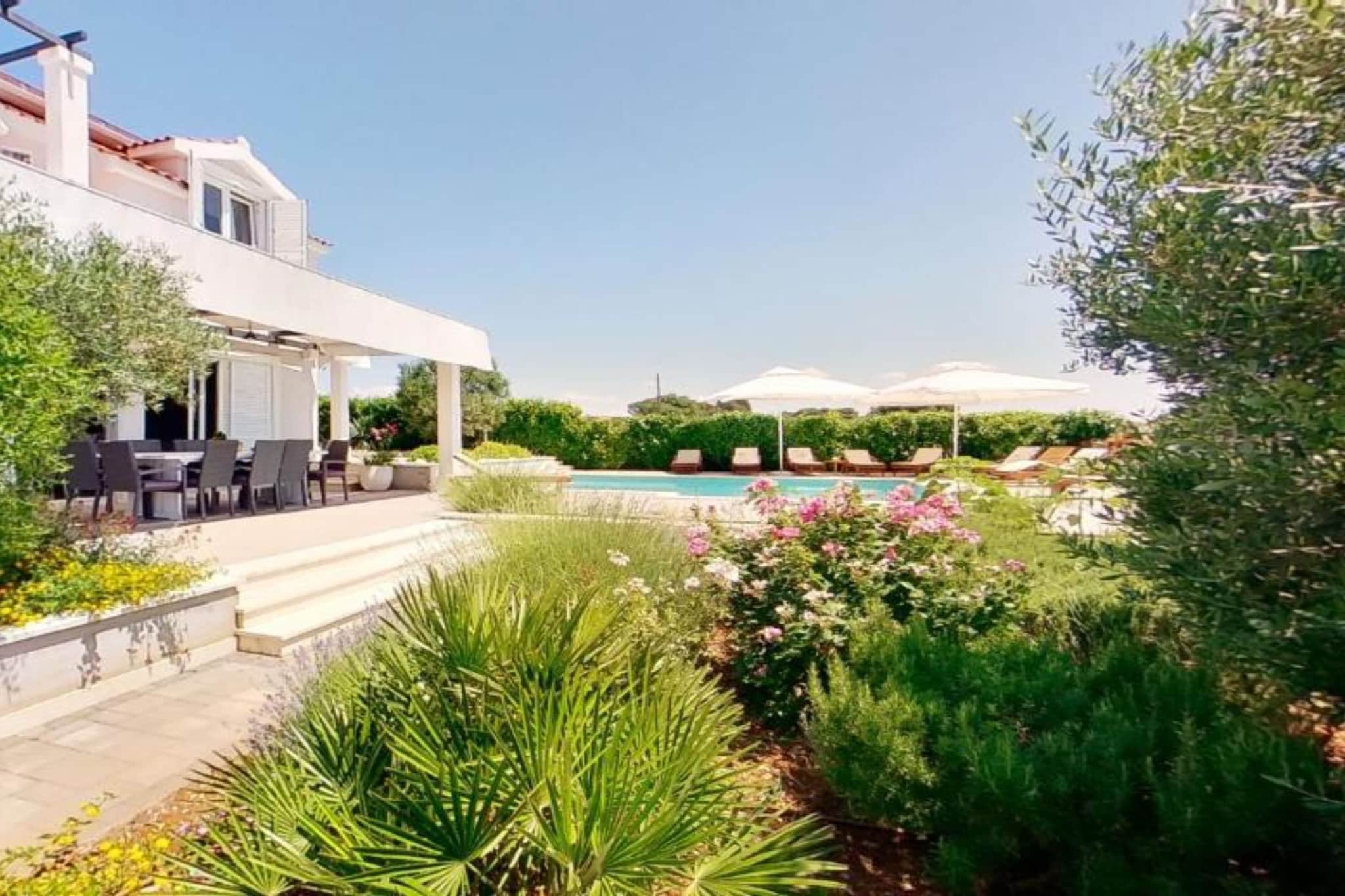 Adriatic Pearl - FourBedroom Villa with heated pool - Tuinen zomer