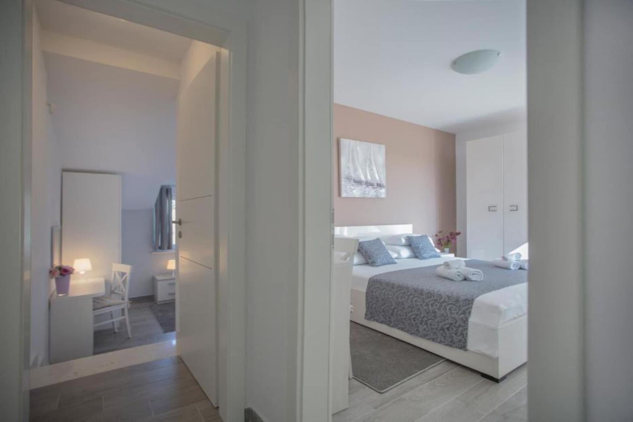 Adriatic Pearl - FourBedroom Villa with heated pool - Slaapkamer
