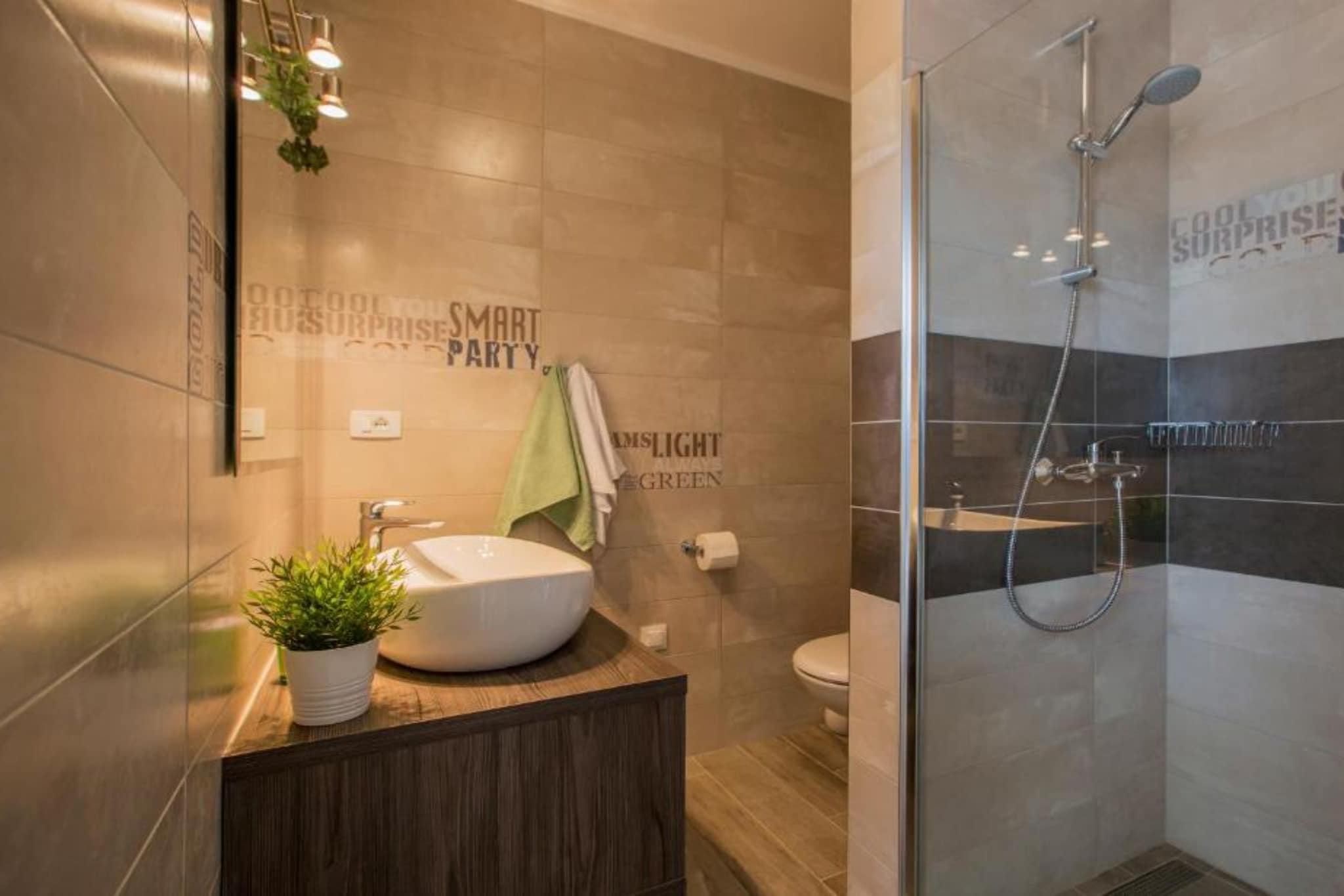 Adriatic Pearl - FourBedroom Villa with heated pool - Badkamer