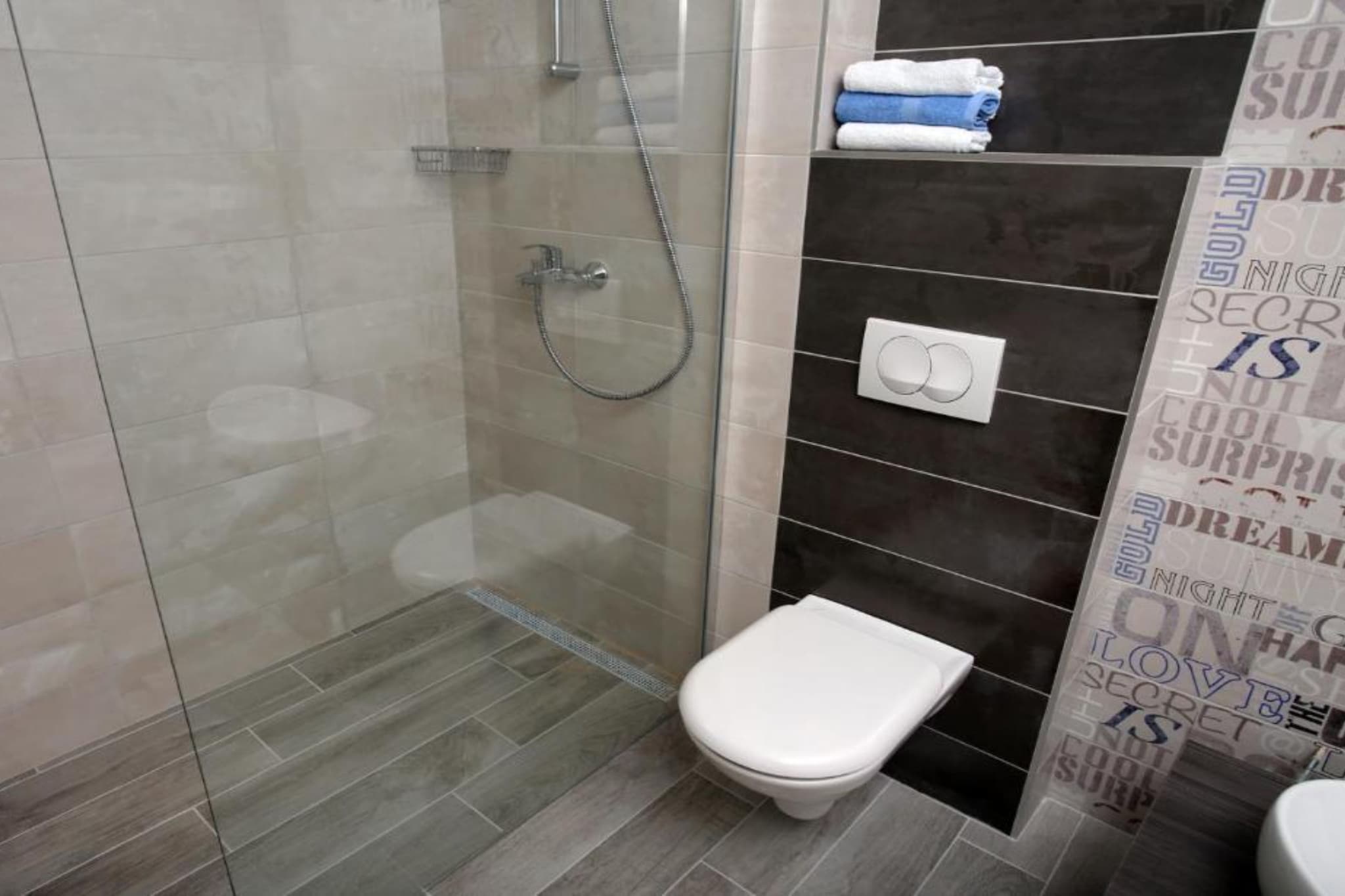 Adriatic Pearl - FourBedroom Villa with heated pool - Badkamer