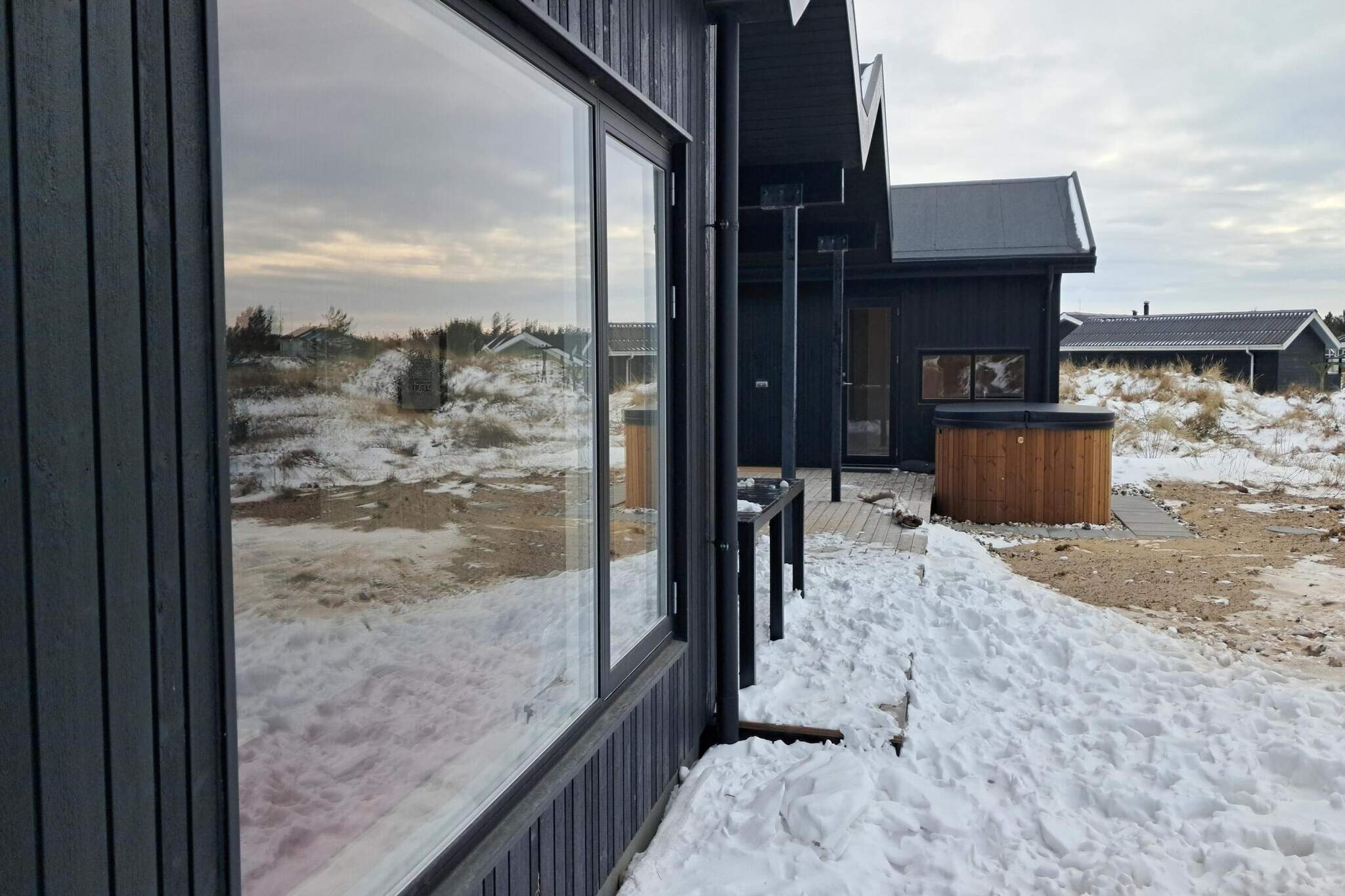 4 Sterne Ferienhaus in Løkken - Im Freien