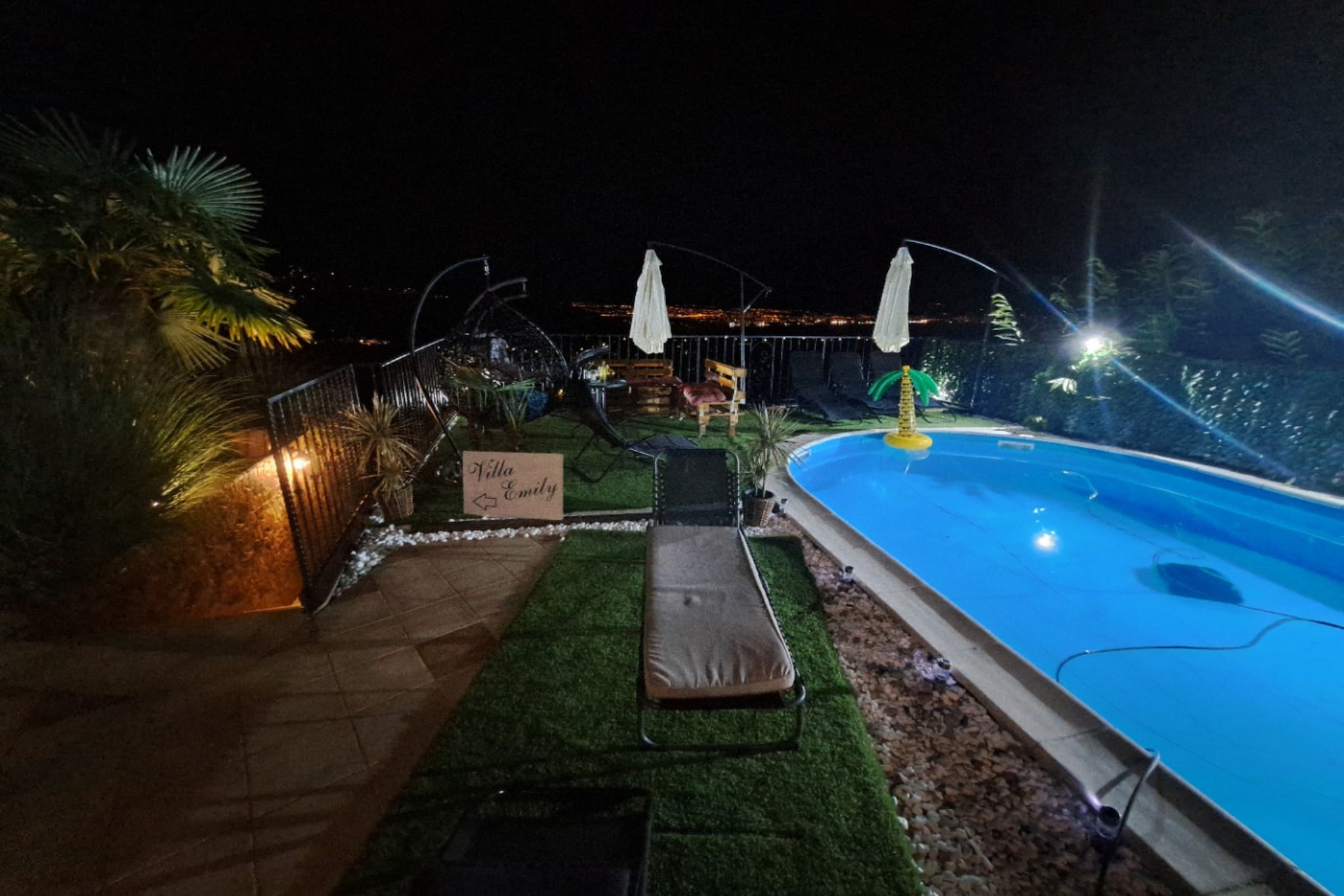 Beautiful Unique Family Villa Emily - Five Bedroom Holiday Home  With Pool - Schwimmbad