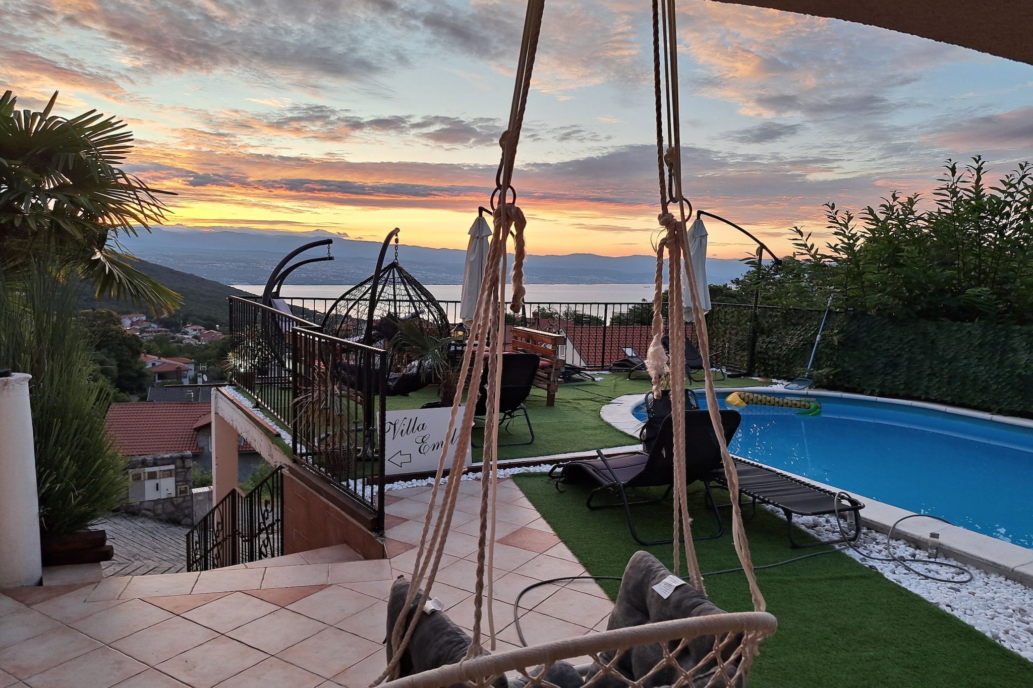 Beautiful Unique Family Villa Emily - Five Bedroom Holiday Home  With Pool - Schwimmbad