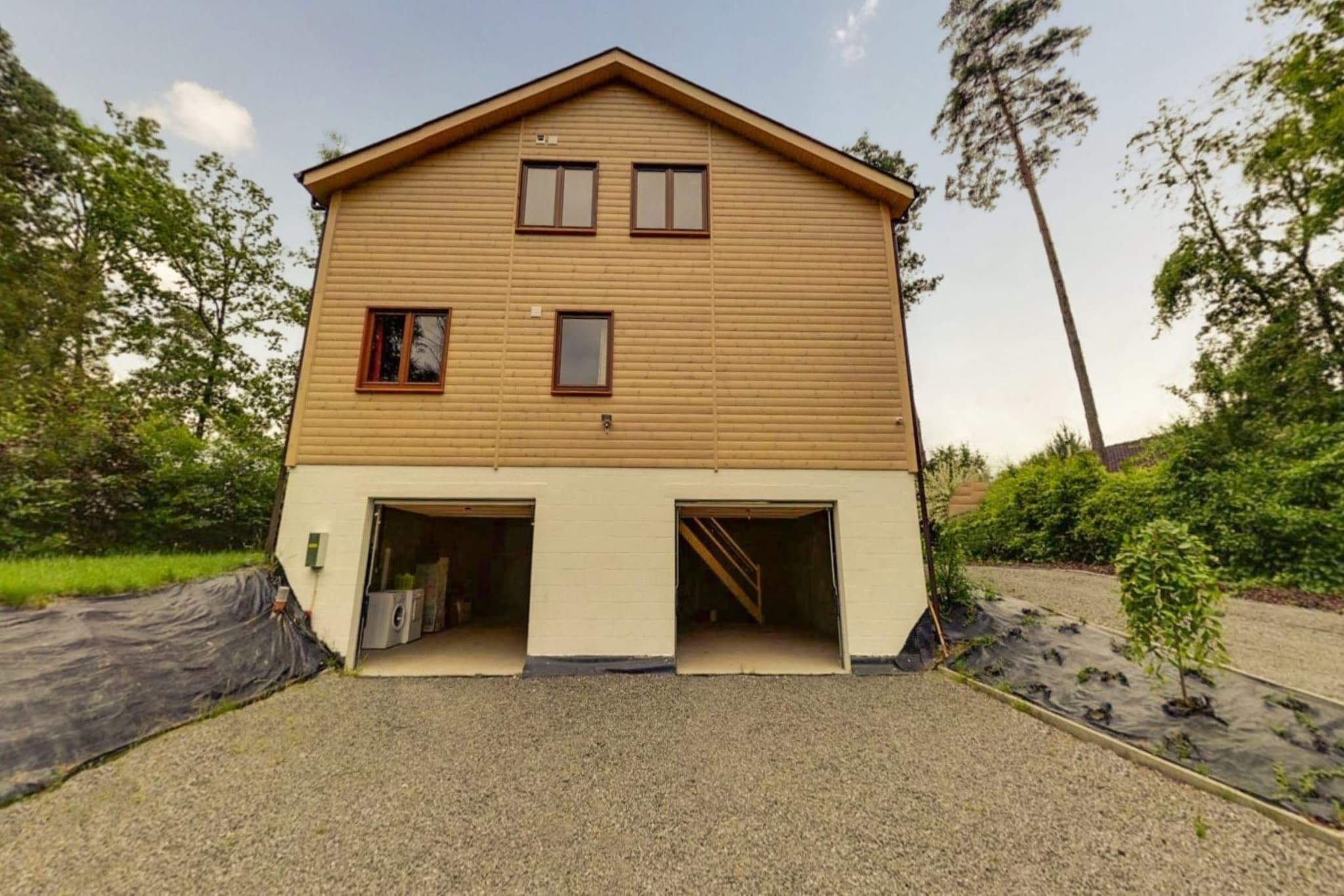 Luxury chalet with sauna in the forest
