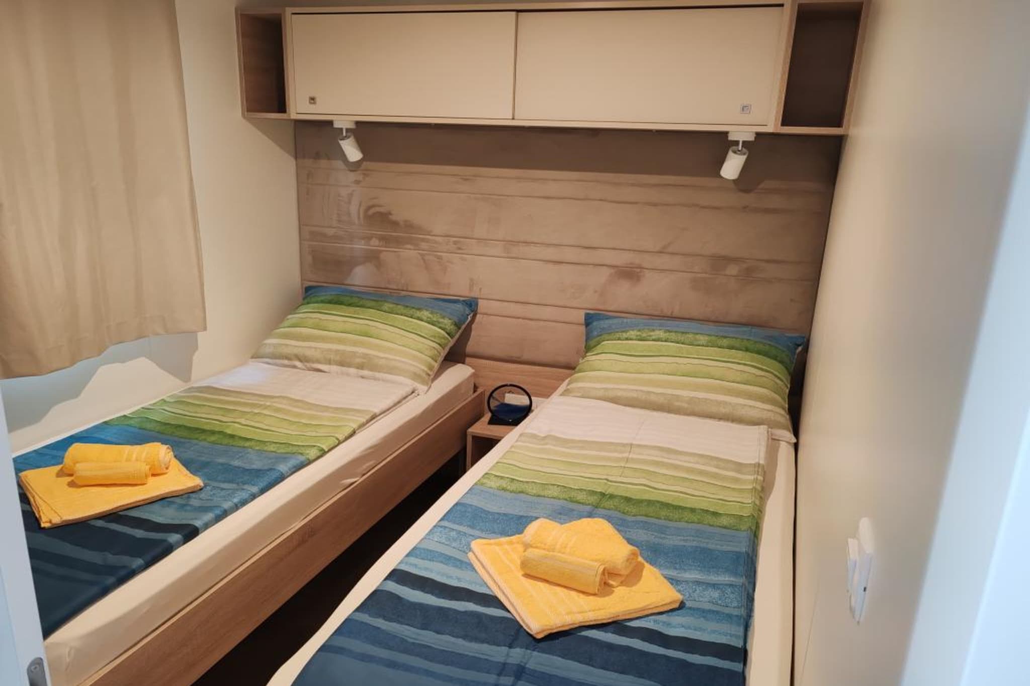 Mobile Home Annika Mar - Two Bedroom Mobile Home with Terrace - Chambre