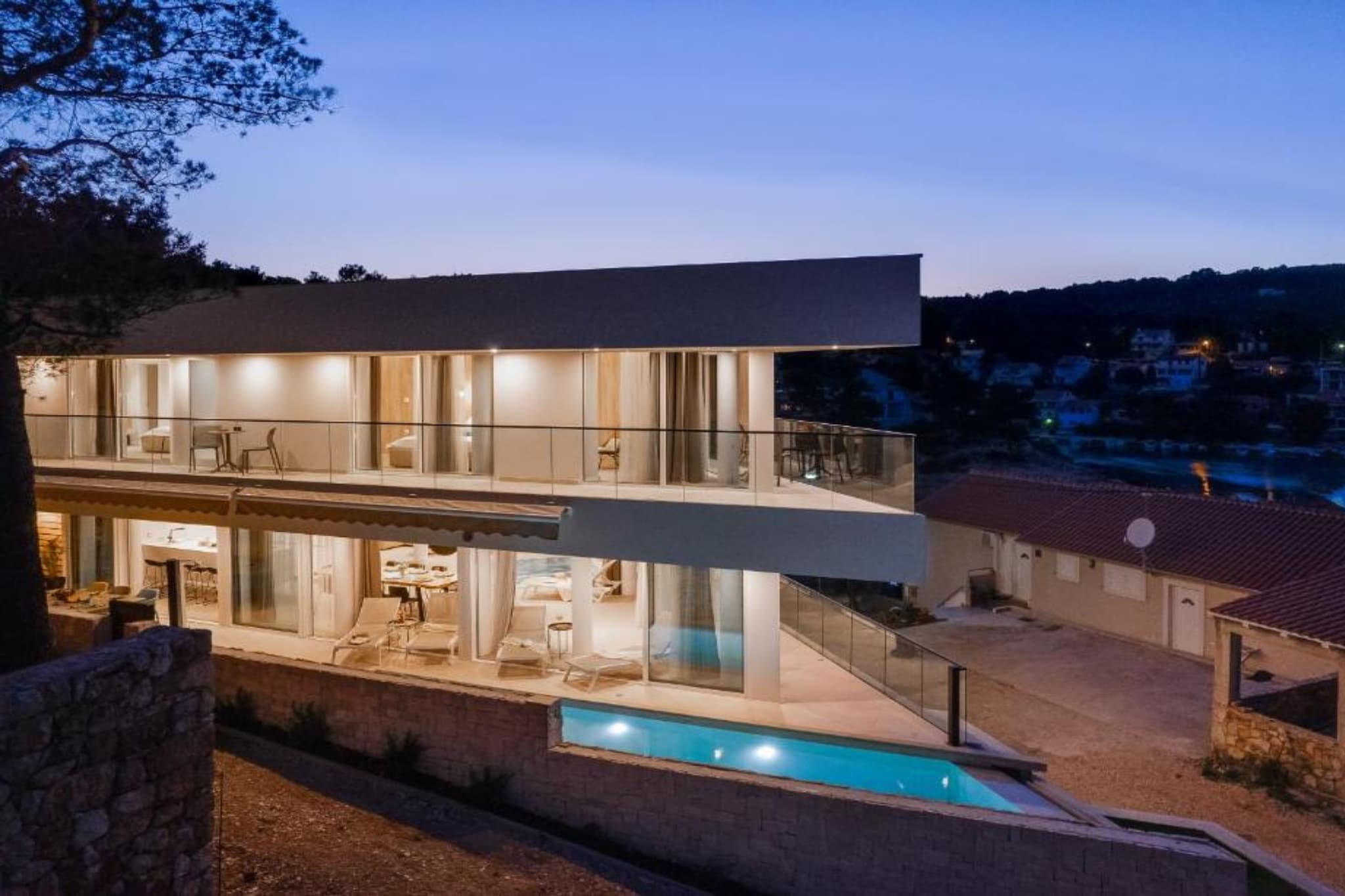 Villa La Bella Vista -  FourBedroom Villa with Pool - Buitenlucht