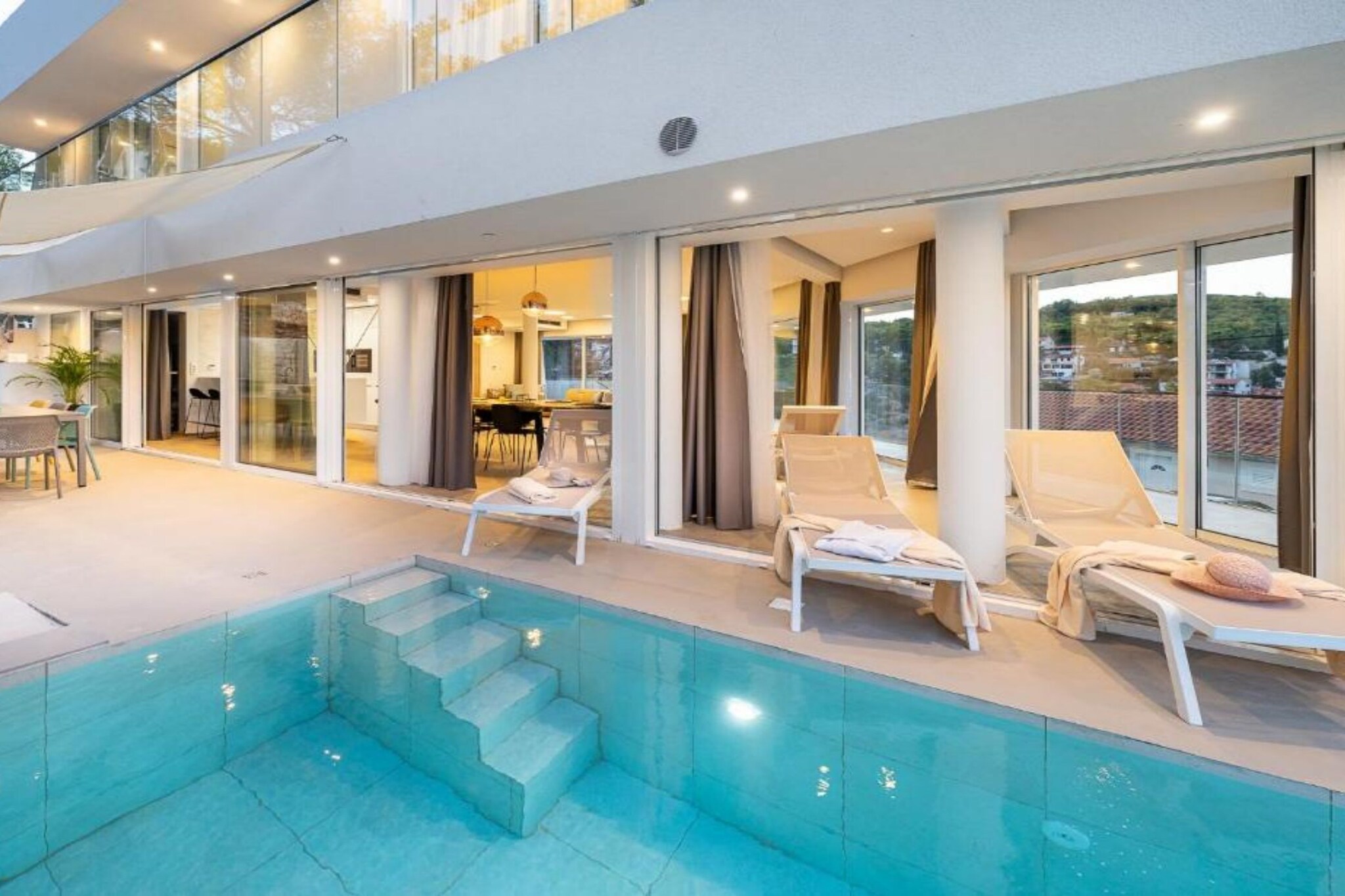 Villa La Bella Vista -  FourBedroom Villa with Pool - Zwembad