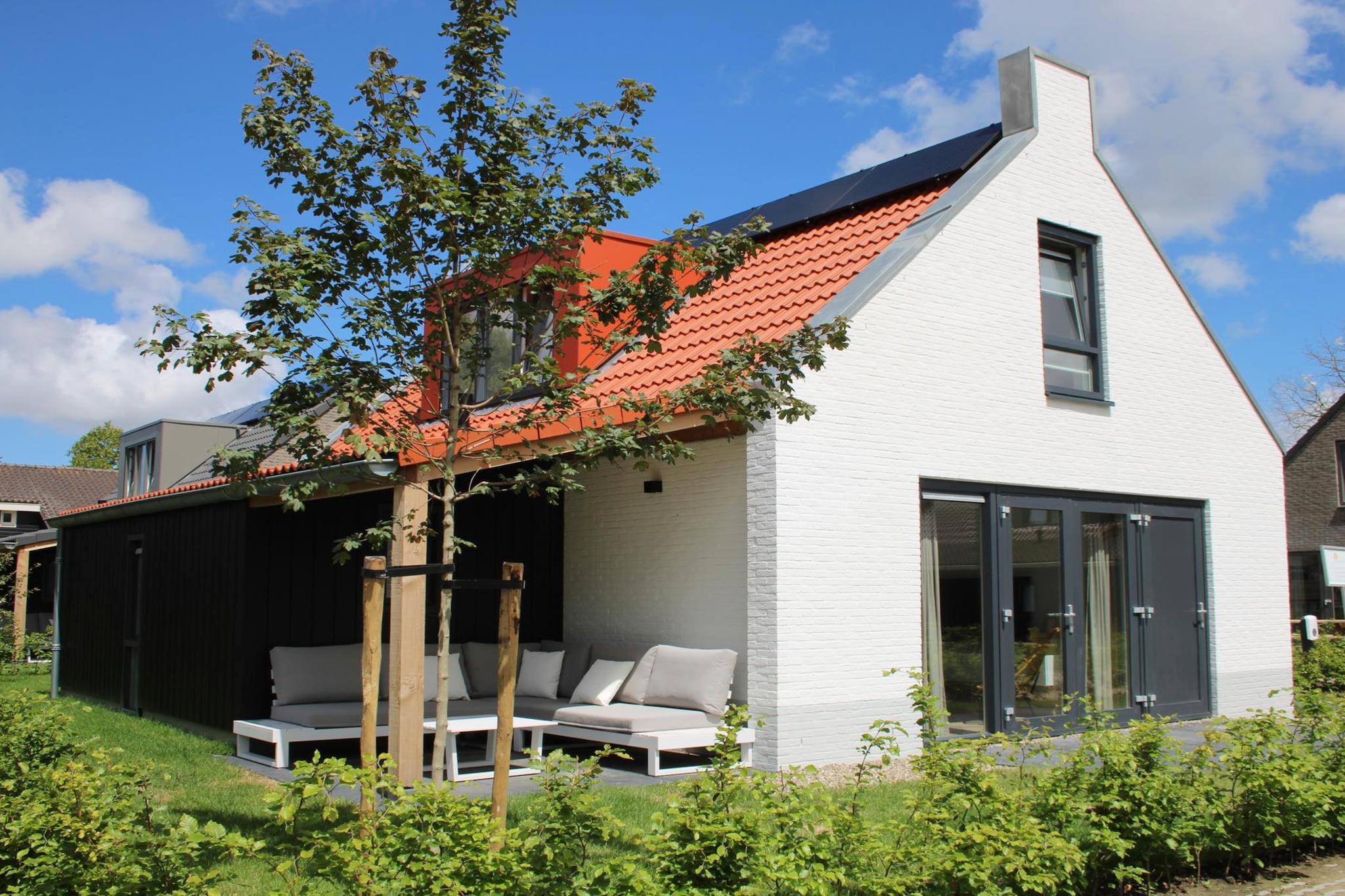 Exterior Summer