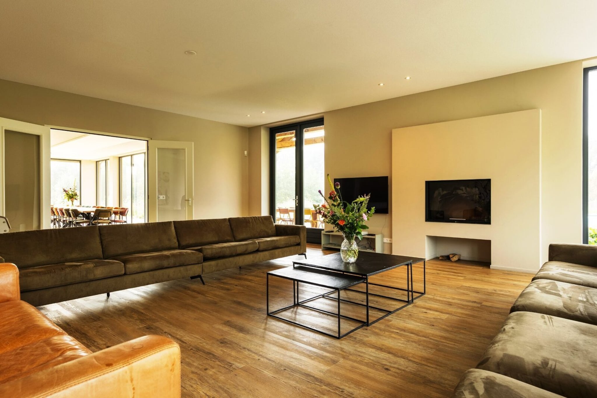 Villa with Heated Pool, Sauna