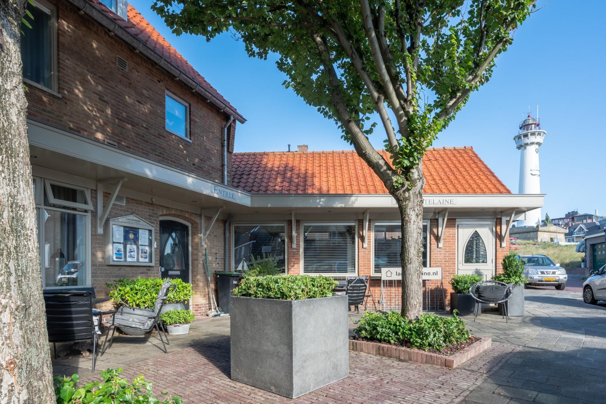 Exterior Summer