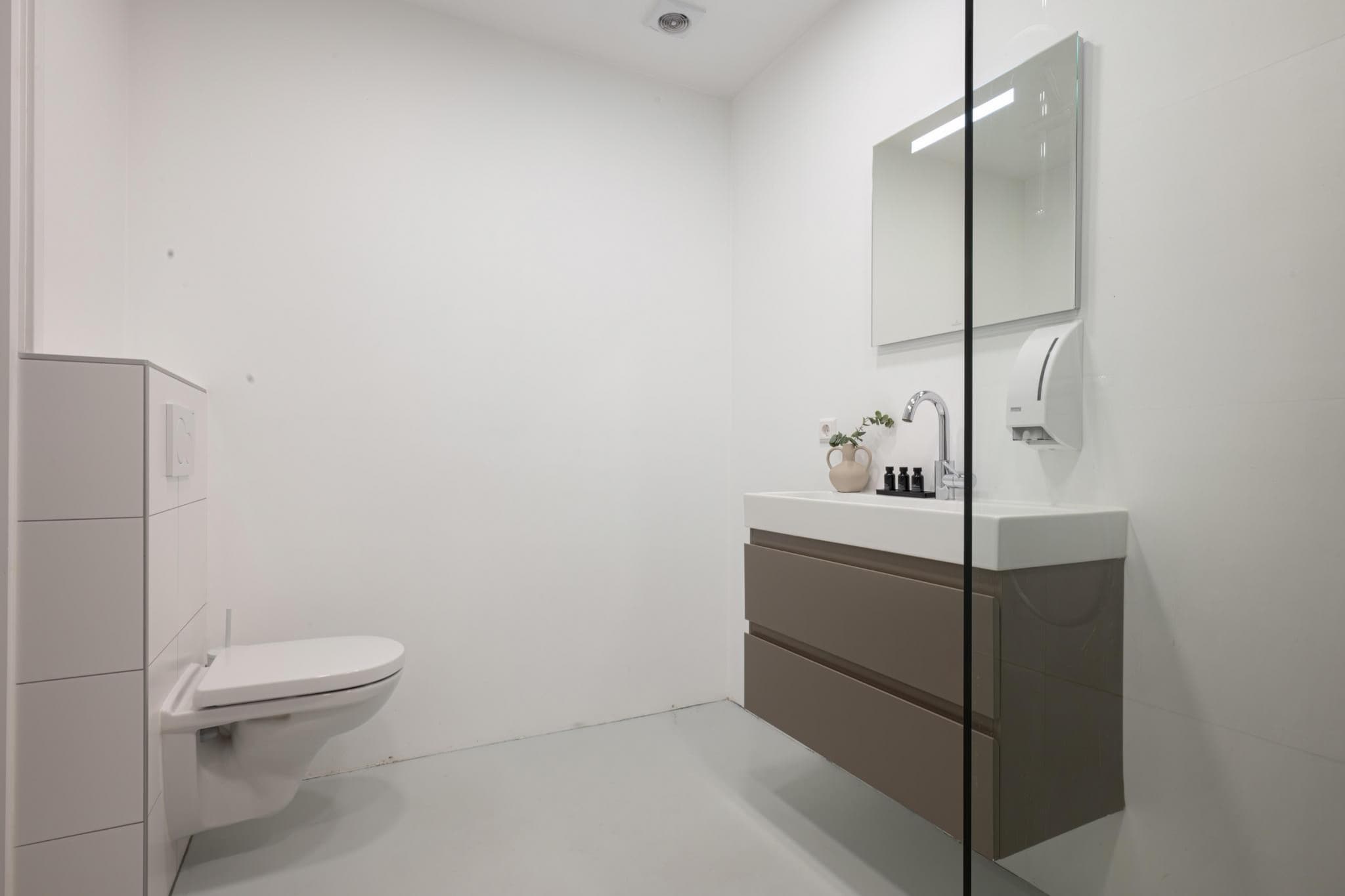 Bath Room