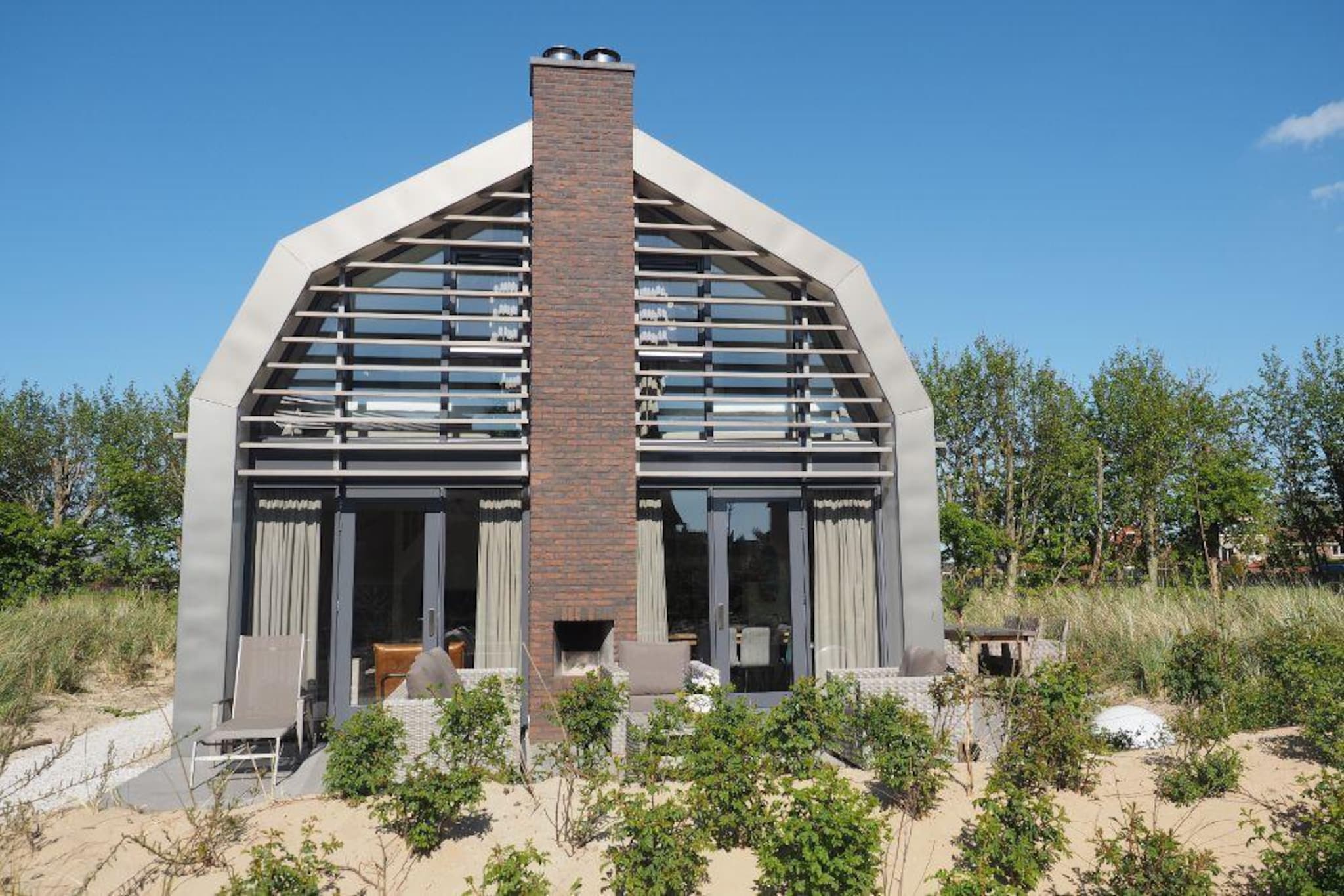 Exterior Summer