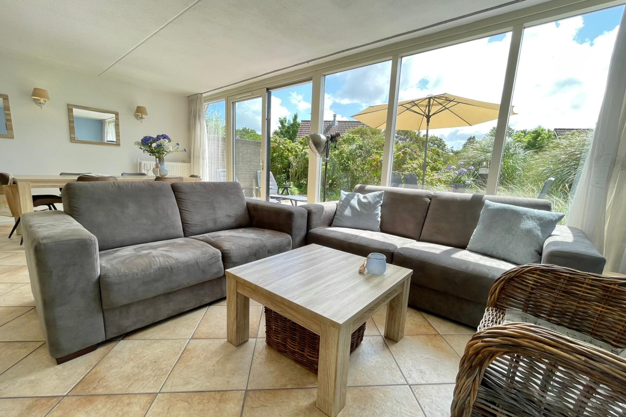 Set within a quiet holiday park in Sint Maarten, North Holland, this inviting holiday home offers a comfortable stay for up to six guests, surrounded by greenery and close to the North Sea coast. The peaceful setting, combined with easy access to dunes, beaches and cycling routes, makes it an ideal choice for families or small groups seeking a relaxed coastal getaway.
Inside, the home features a warm and practical layout designed for everyday comfort. The living area includes a seating space, a television and a dining table, creating a welcoming environment for relaxing after a day outdoors. A fully equipped kitchen allows guests to prepare meals with ease. Additional conveniences such as free Wi-Fi, heating and a washing machine support both short and longer stays. The property includes three bedrooms, offering flexible sleeping arrangements including double beds and a bunk bed, along with a modern bathroom featuring a walk-in shower and toilet. The layout is practical for families or groups, ensuring both comfort and functionality.
Outside, the home opens onto a private terrace and garden with outdoor seating, perfect for enjoying meals in the fresh air or relaxing during warmer days. Guests also benefit from free on-site parking, and the property is pet-friendly, allowing you to bring your dog along for the stay.
With beaches, nature reserves and towns such as Schagen and Alkmaar nearby, this home offers a well-balanced base for exploring the North Holland coast.