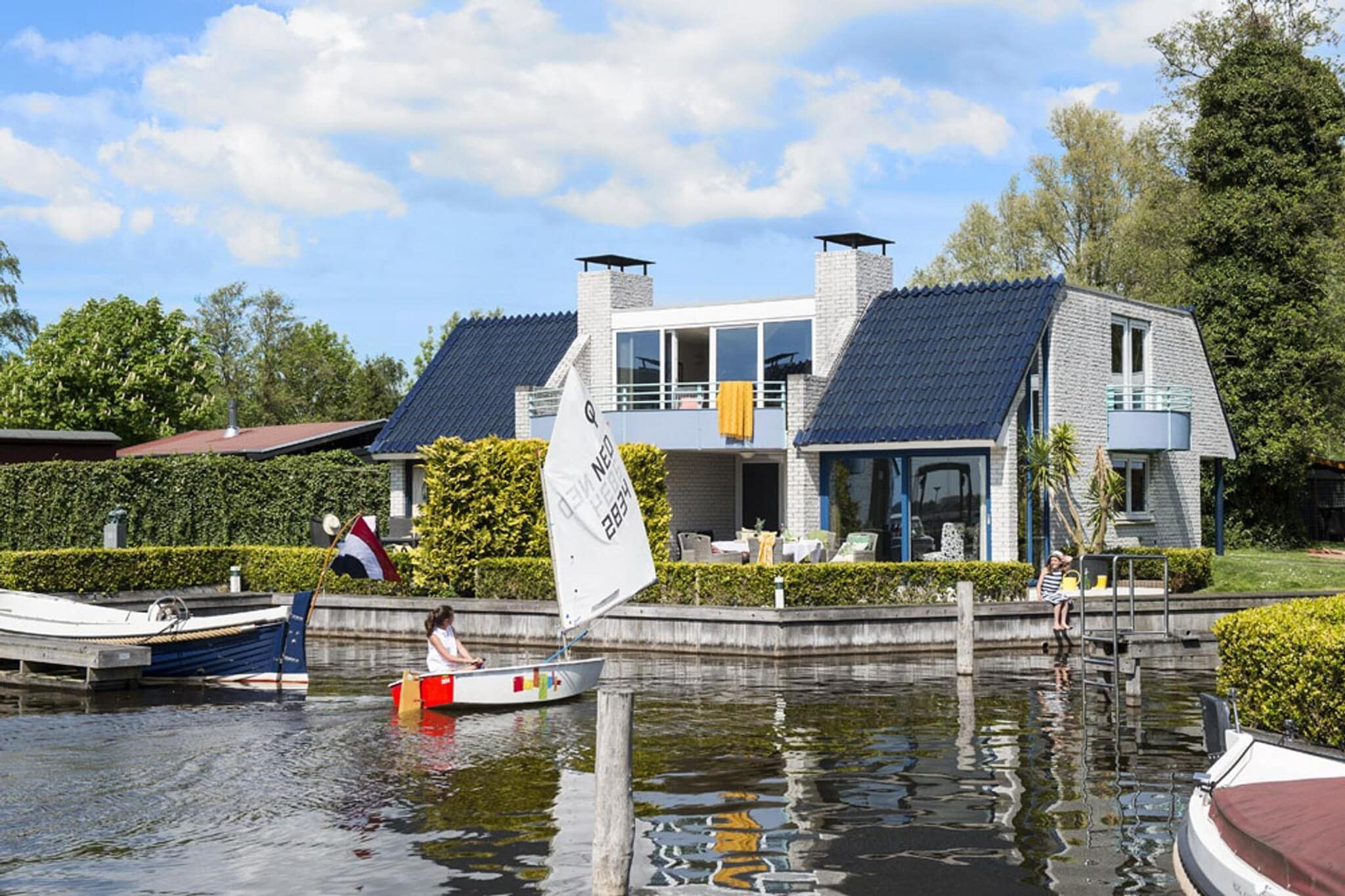 Family House | 10-12 personen | 4 slaapkamers | 3,5 badkamers