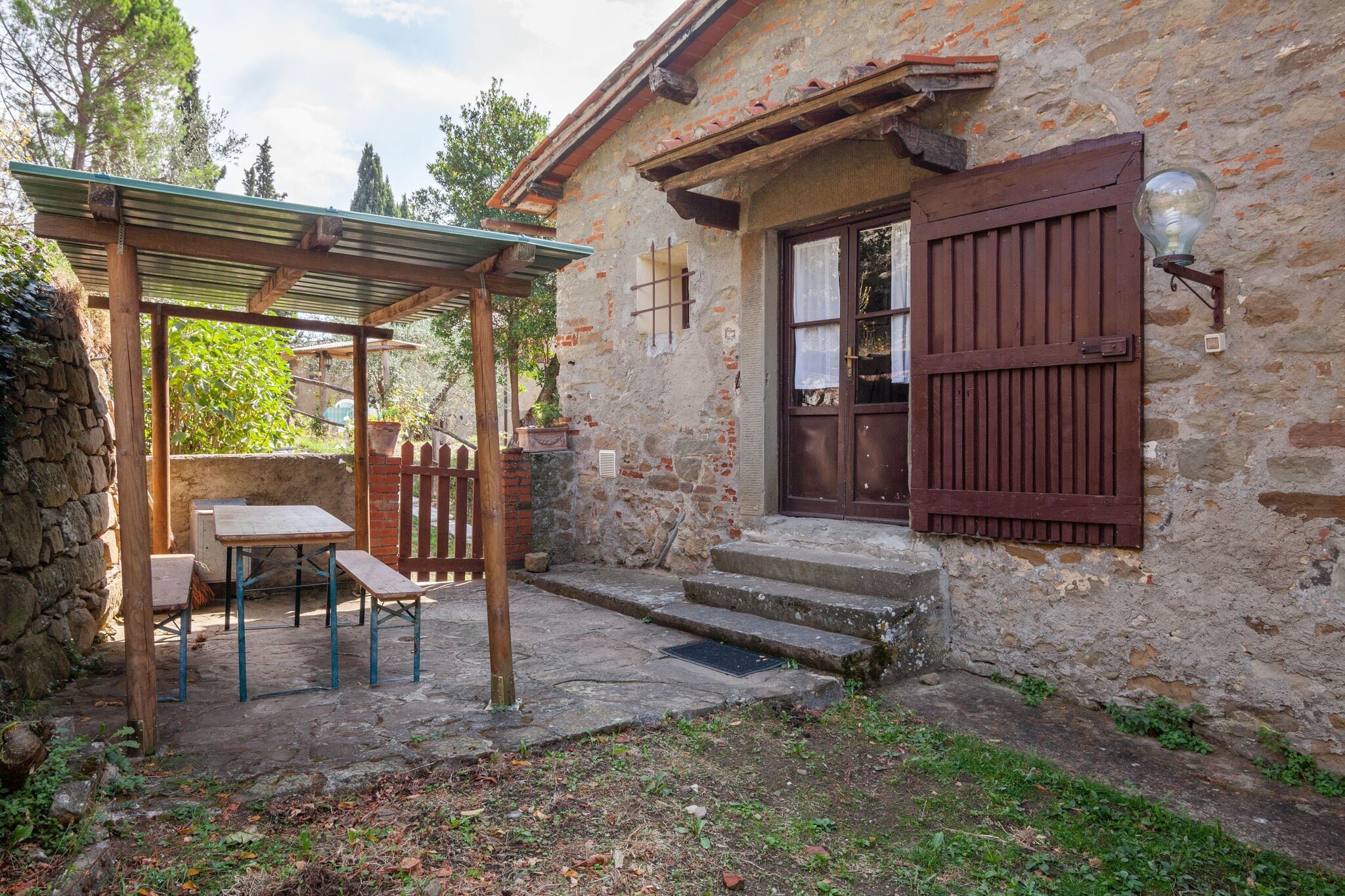 Classy Farmhouse in Castelfranco Piandiscò with Garden