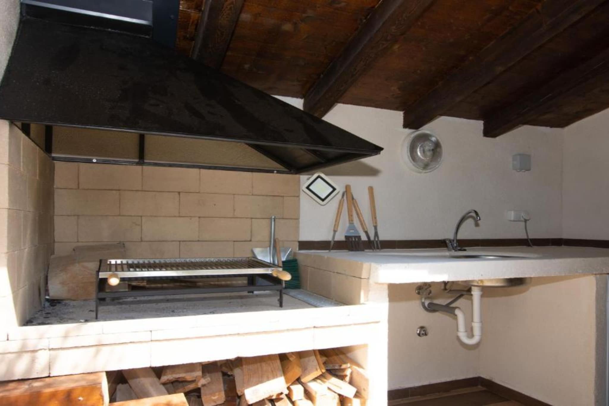 Capesanta - One Bedroom Holiday Home with Hot Tub - Faciliteiten