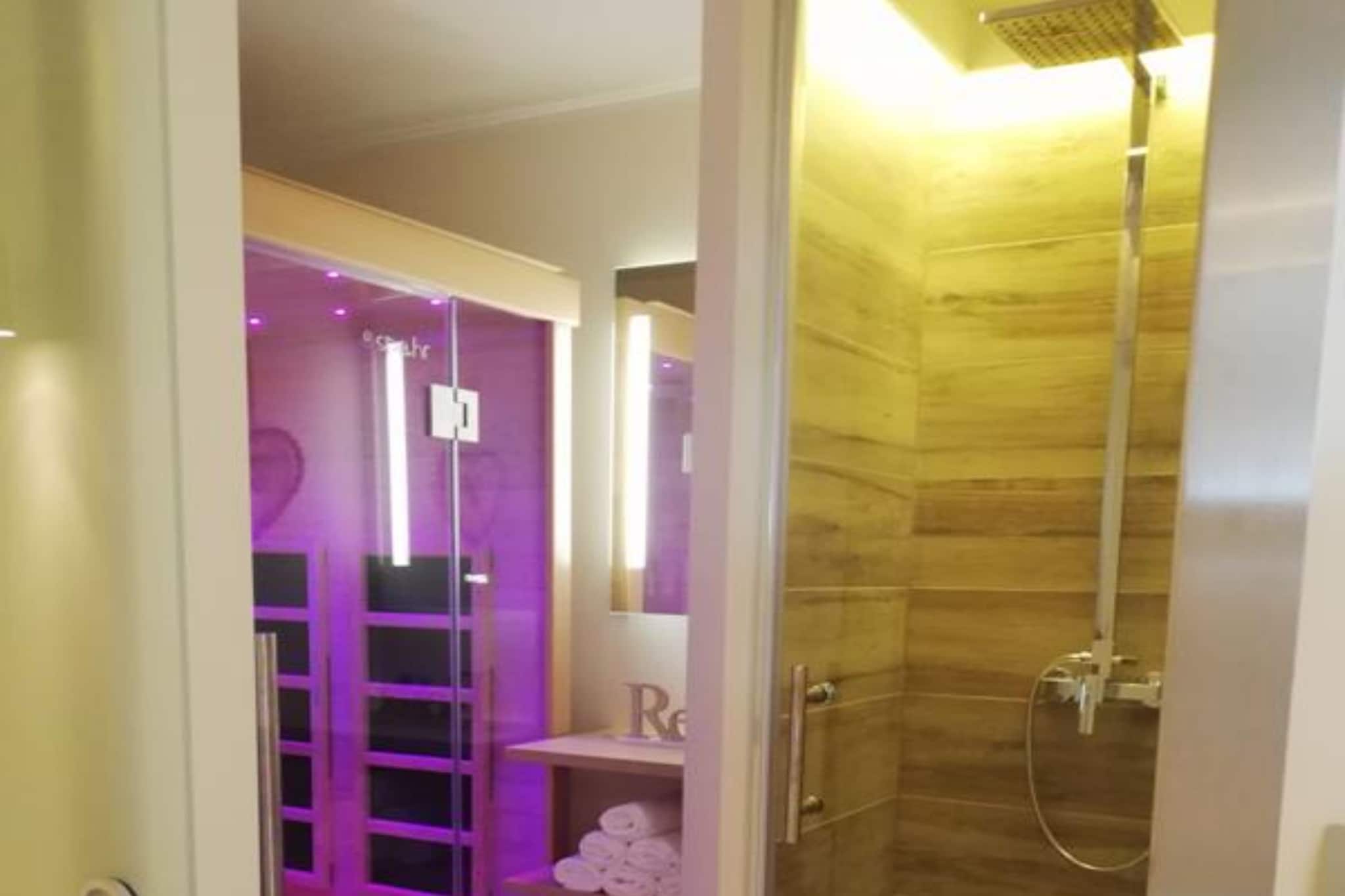 Holiday Home Luka Topličica - Four bedroom Villa with Hot Tub - Bathroom