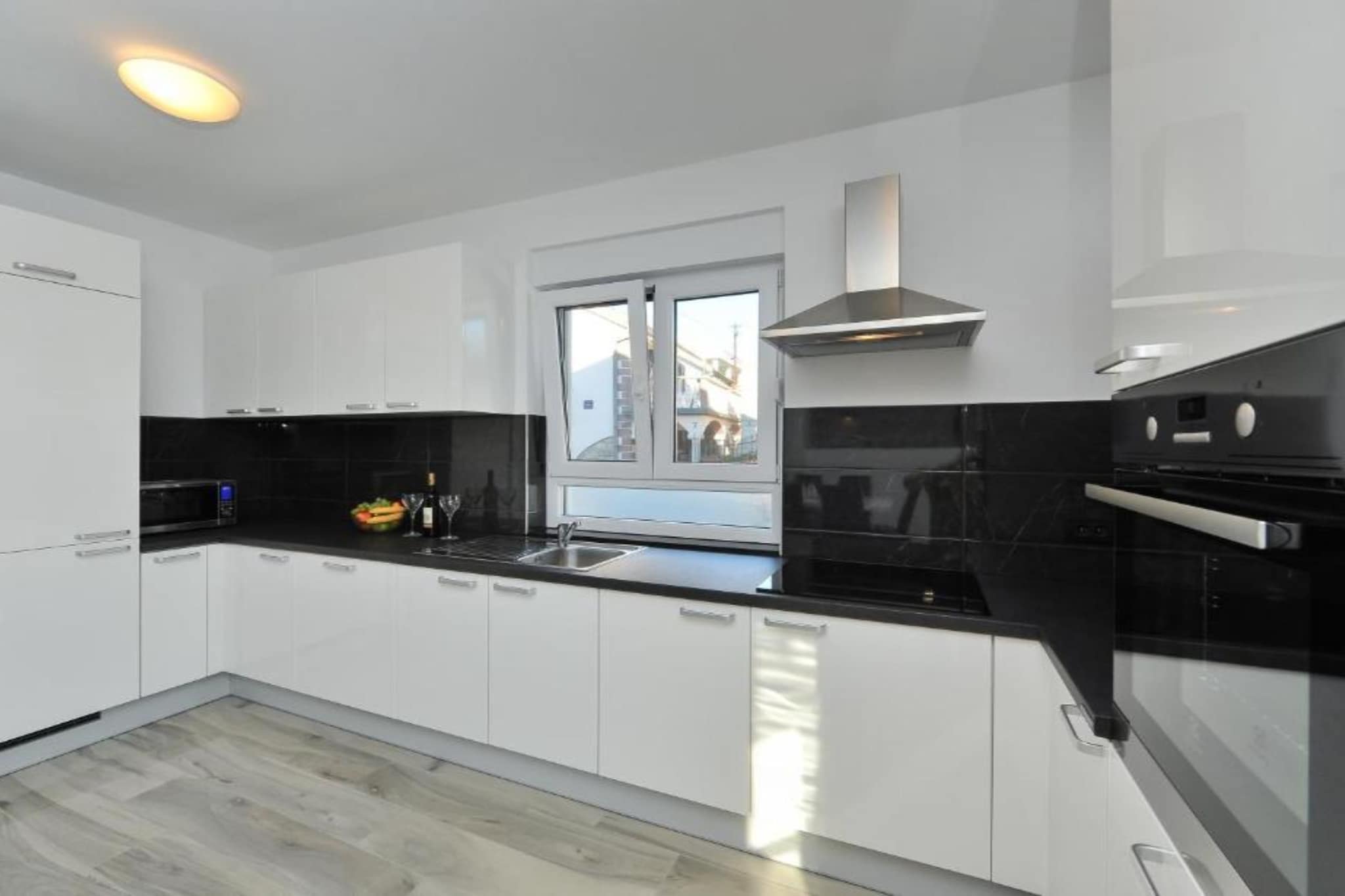 Adriatic Villa Privlaka - Two bedroom Villa with pool - Keuken