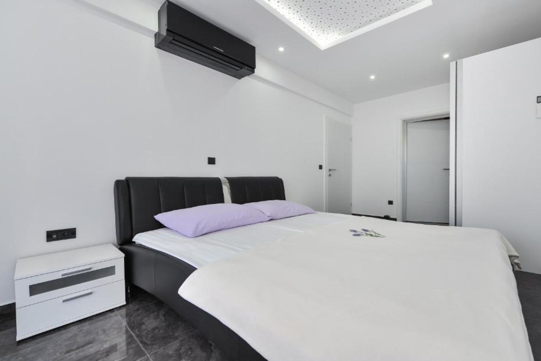 Adriatic Villa Privlaka - Two bedroom Villa with pool - Slaapkamer
