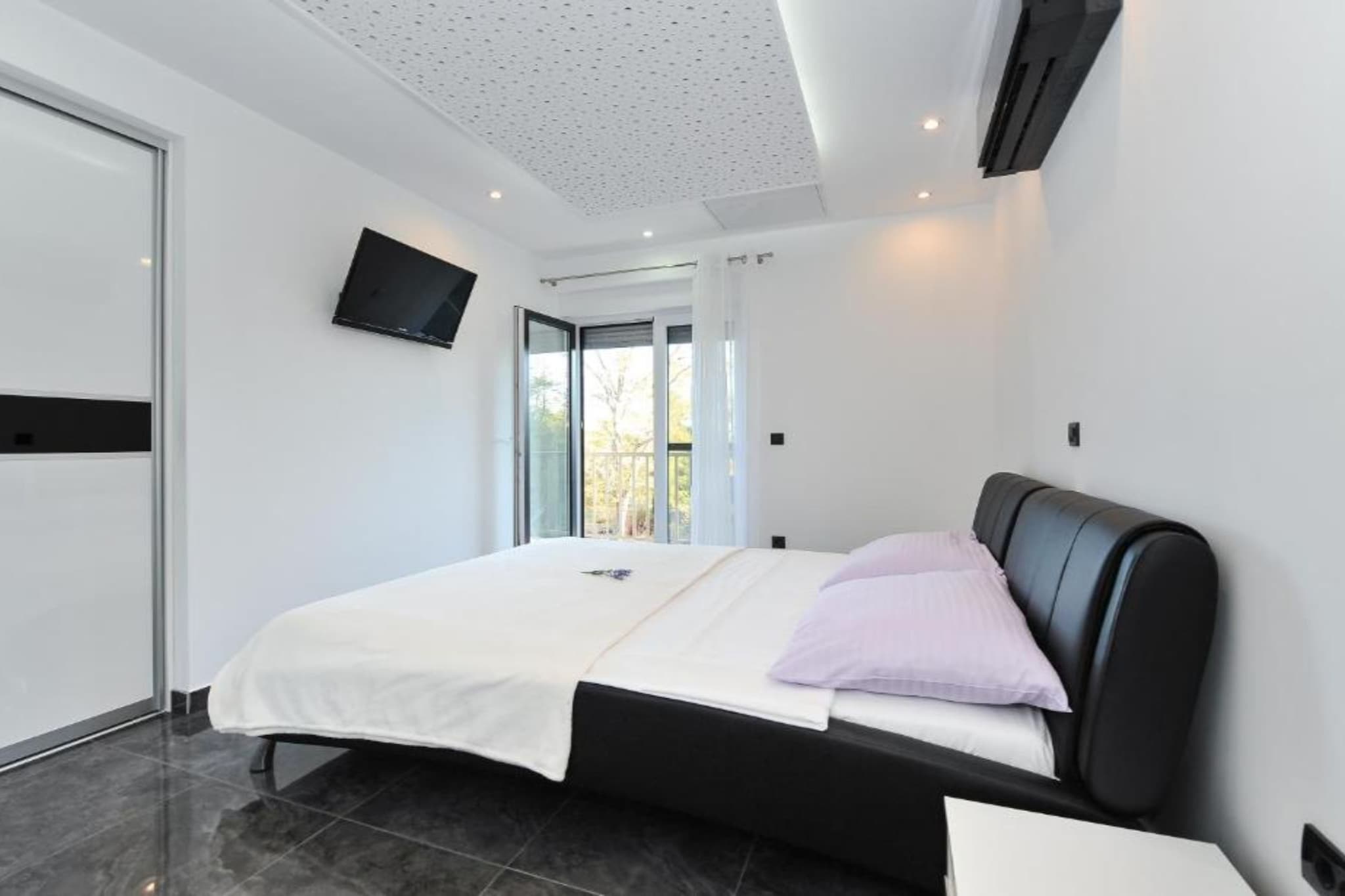 Adriatic Villa Privlaka - Two bedroom Villa with pool - Slaapkamer