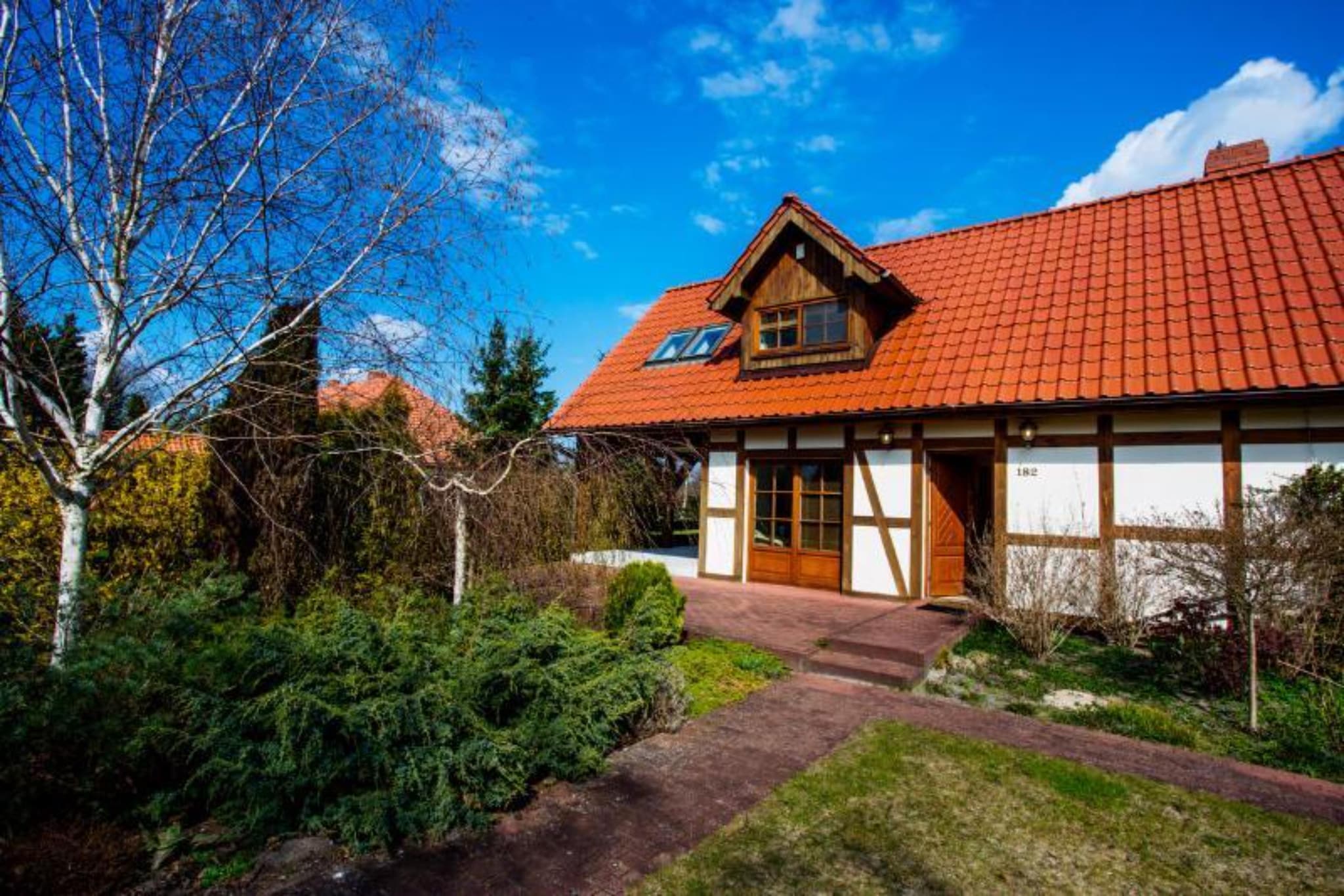 Exterior Summer
