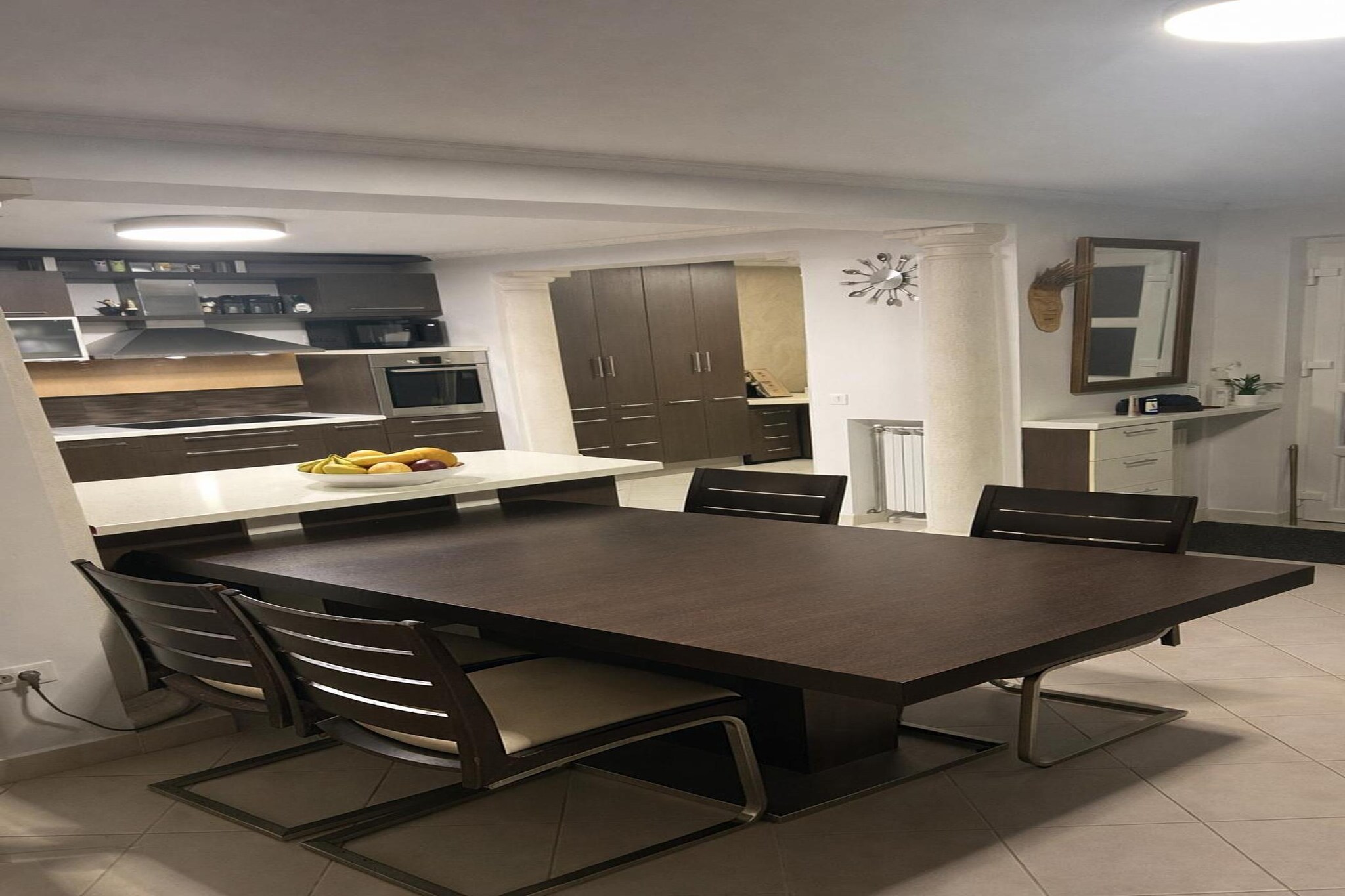Luxury Garden Villa 50m from the Beach
