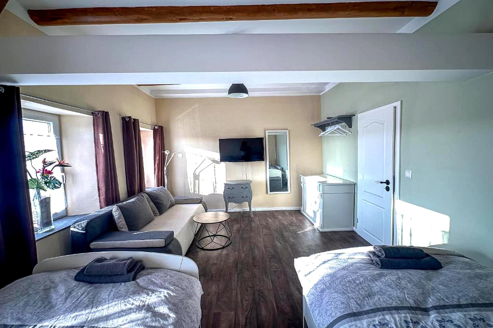 Bed Room