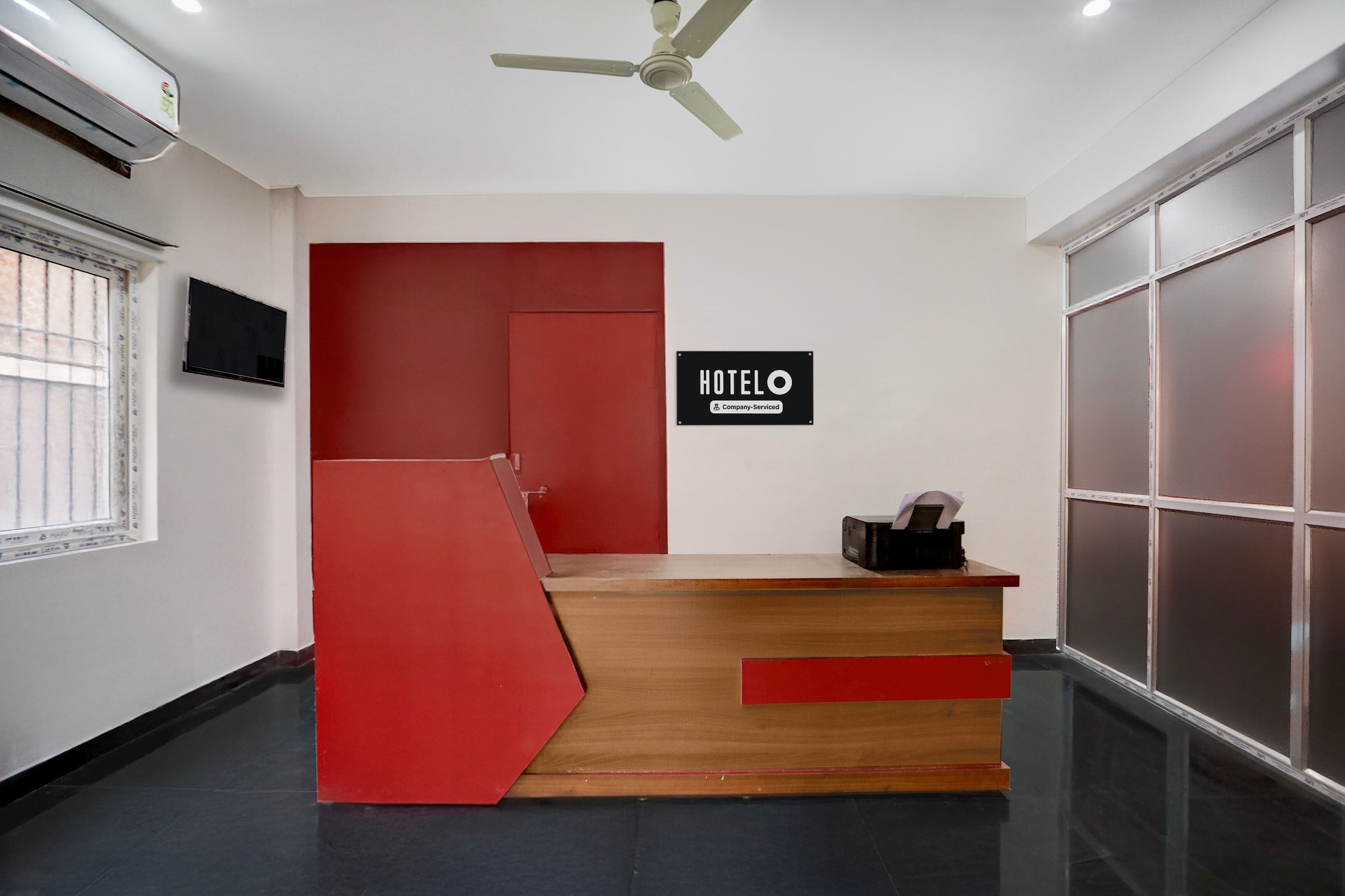 Deluxe Hotel O Bhagalpur Railway Station