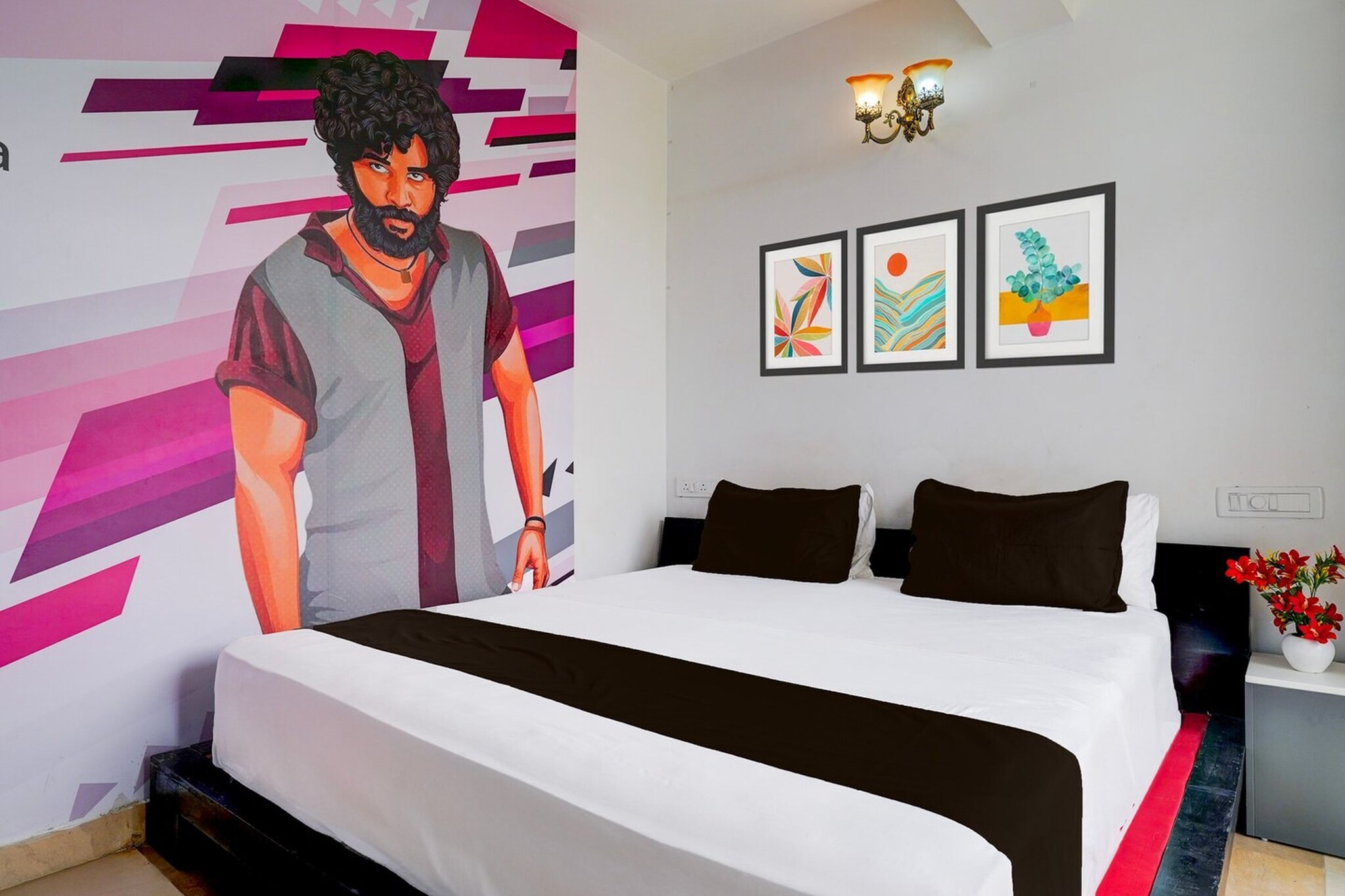 Comfortable Accommodations: Super Hotel O Hosur Road Near PES University in Bengaluru offers 4-star comfort with free WiFi, air-conditioning, private bathrooms, and modern amenities.

Convenient Facilities: Guests enjoy a lift, 24-hour front desk, family rooms, and room service. Additional features include a work desk, seating area, free toiletries, bath or shower, TV, tiled floors, and wardrobe.

Prime Location: Located 13 km from Forum Mall, 17 km from Brigade Road and Kanteerava Indoor Stadium, and 19 km from Cubbon Park and Bull Temple. Kempegowda International Airport is 46 km away.

Guest Satisfaction: Guests appreciate the attentive staff, convenient location, and immaculate room cleanliness.


Check-in is only available to guests aged 18 and above. Please provide a government-issued ID to confirm your age.