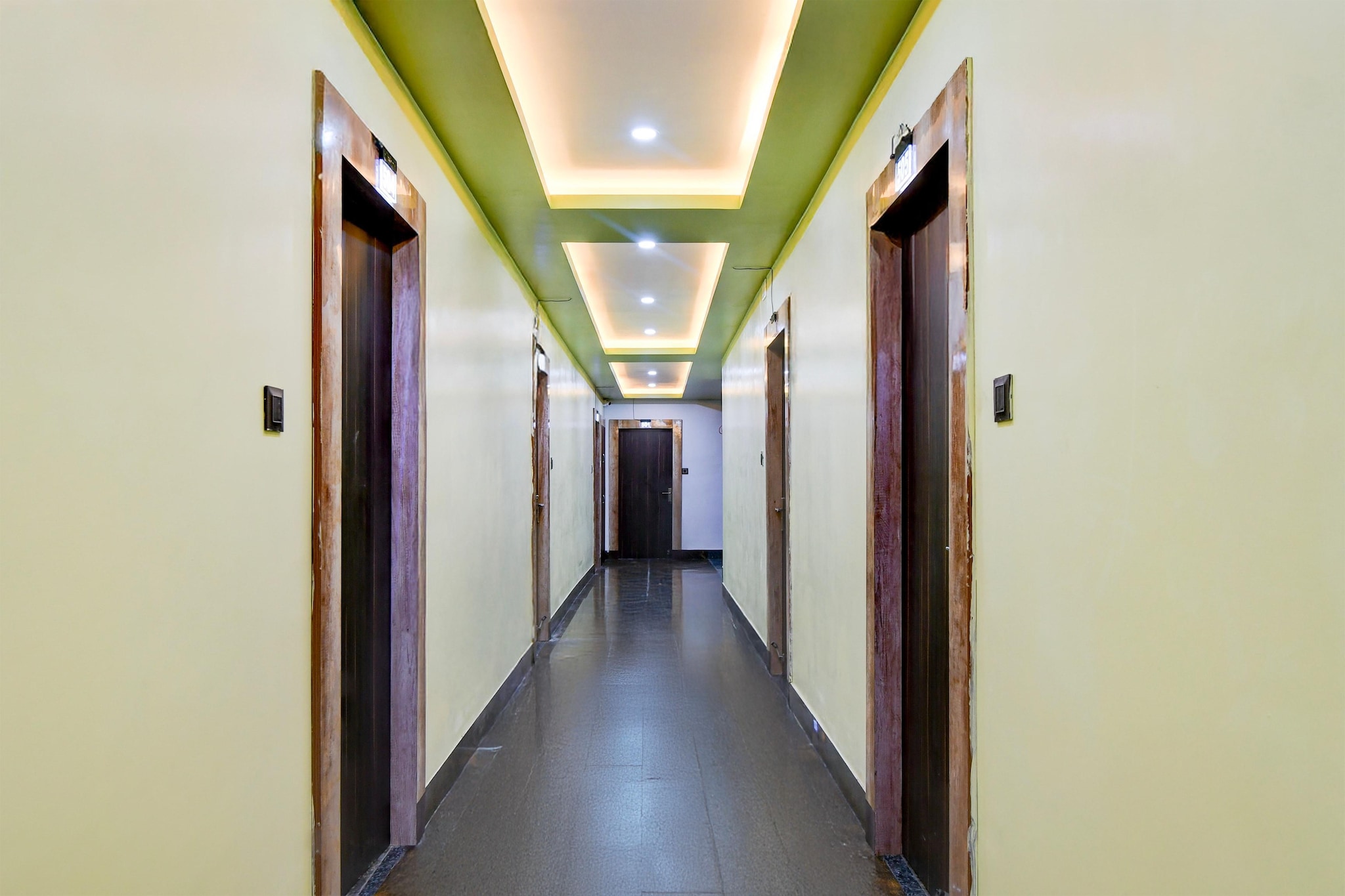Super Townhouse AIIMS Kolkata