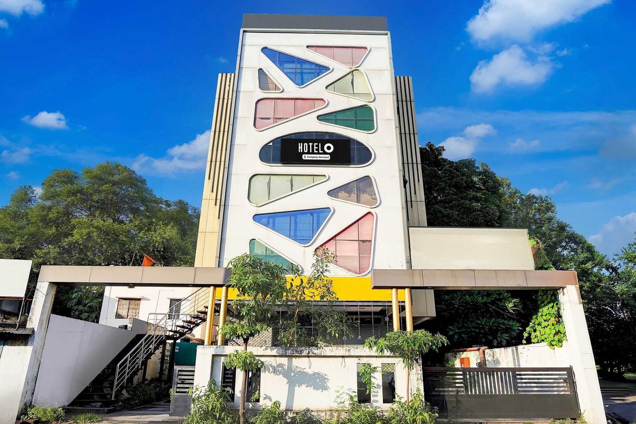 Hotel O Katol Road Friends Colony