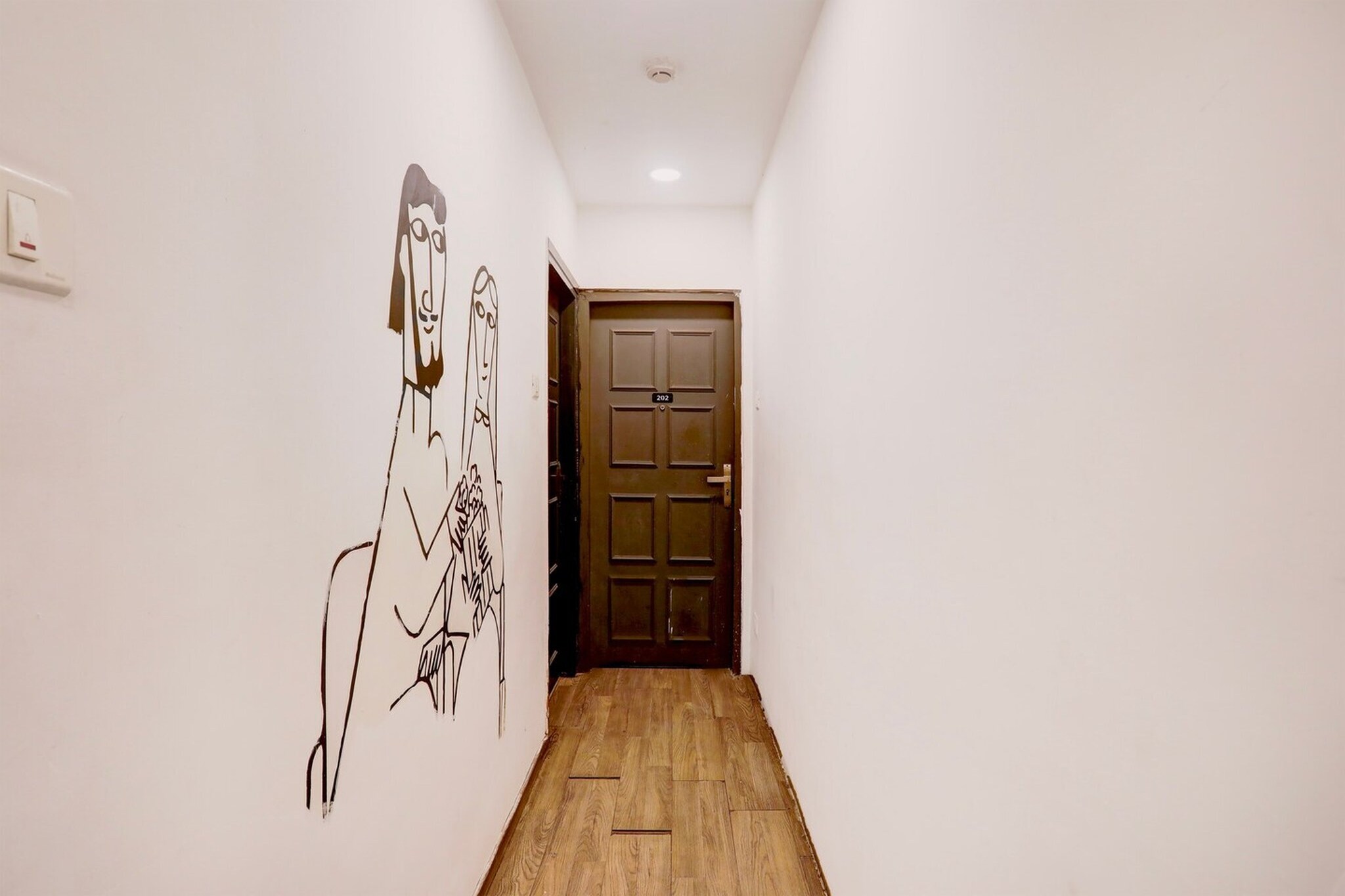 Ground floor: (bedroom(double bed, TV, seating area, air conditioning, telephone), bathroom(bathtub or shower, washbasin, toilet, Towels incl., shampoo, body soap, hot water), lift)